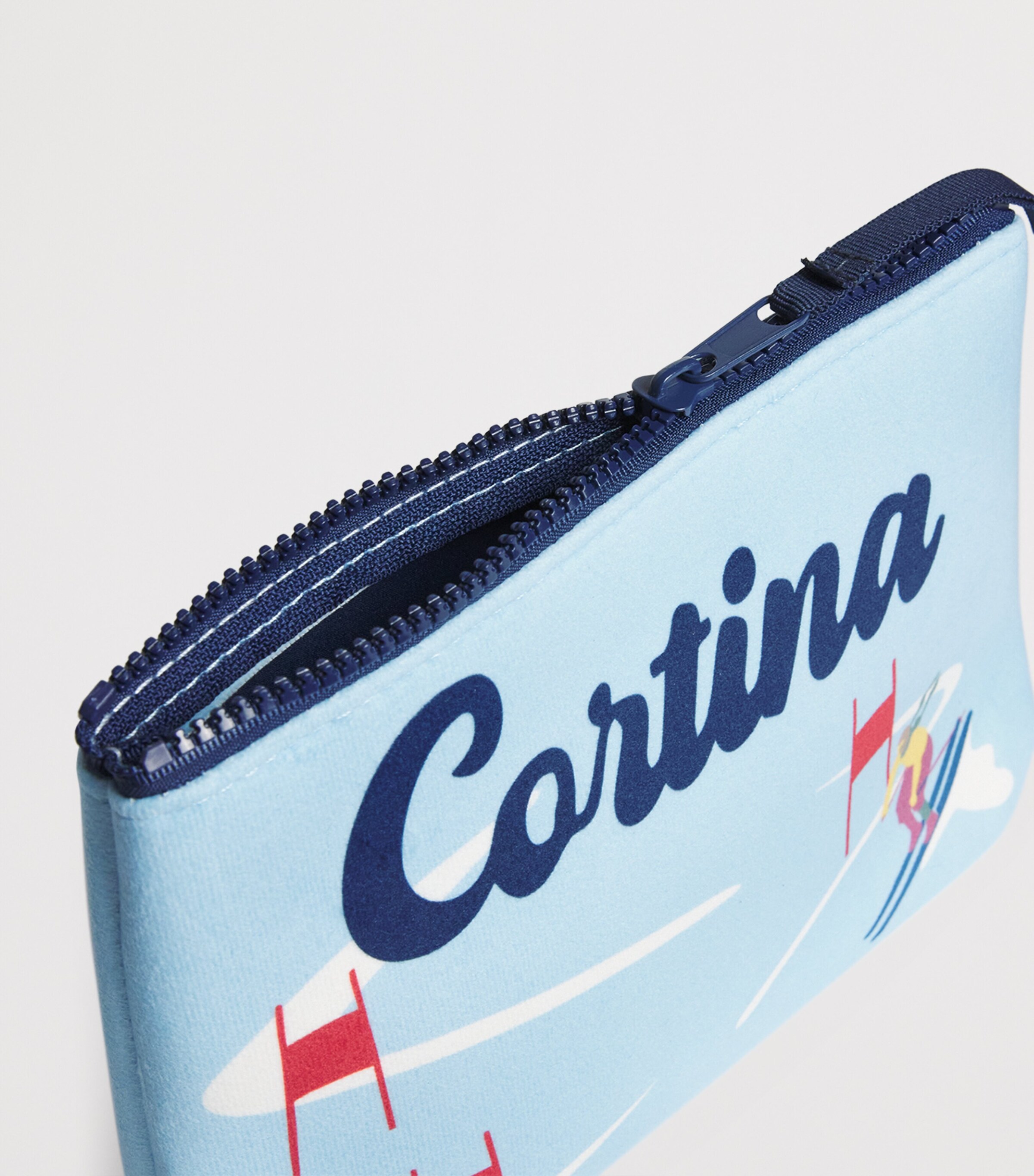 Cortina Wash Bag 01500ICRTNASKIRACE31 Image 3