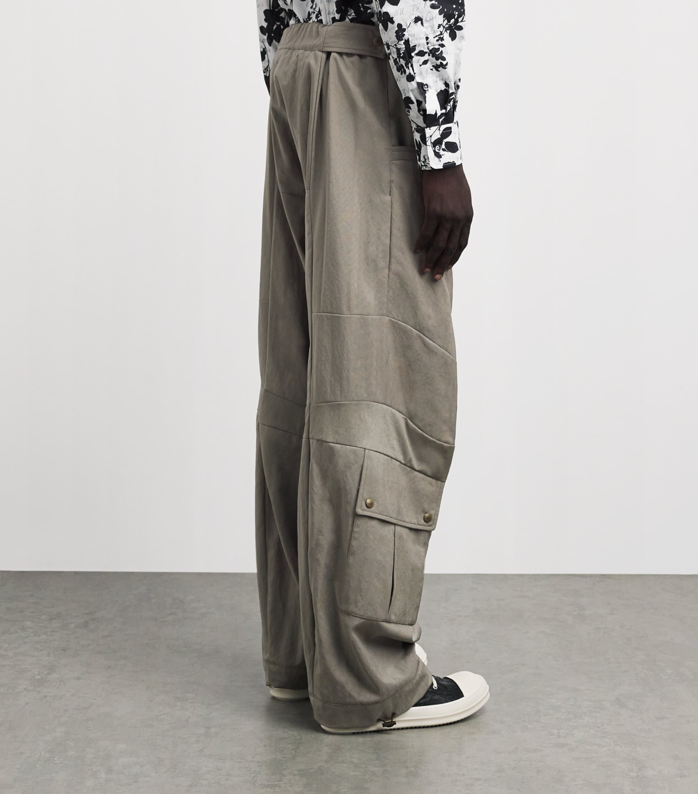 Vivienne Westwood Mens Cabernet Cargo Trousers Taupe Image 5