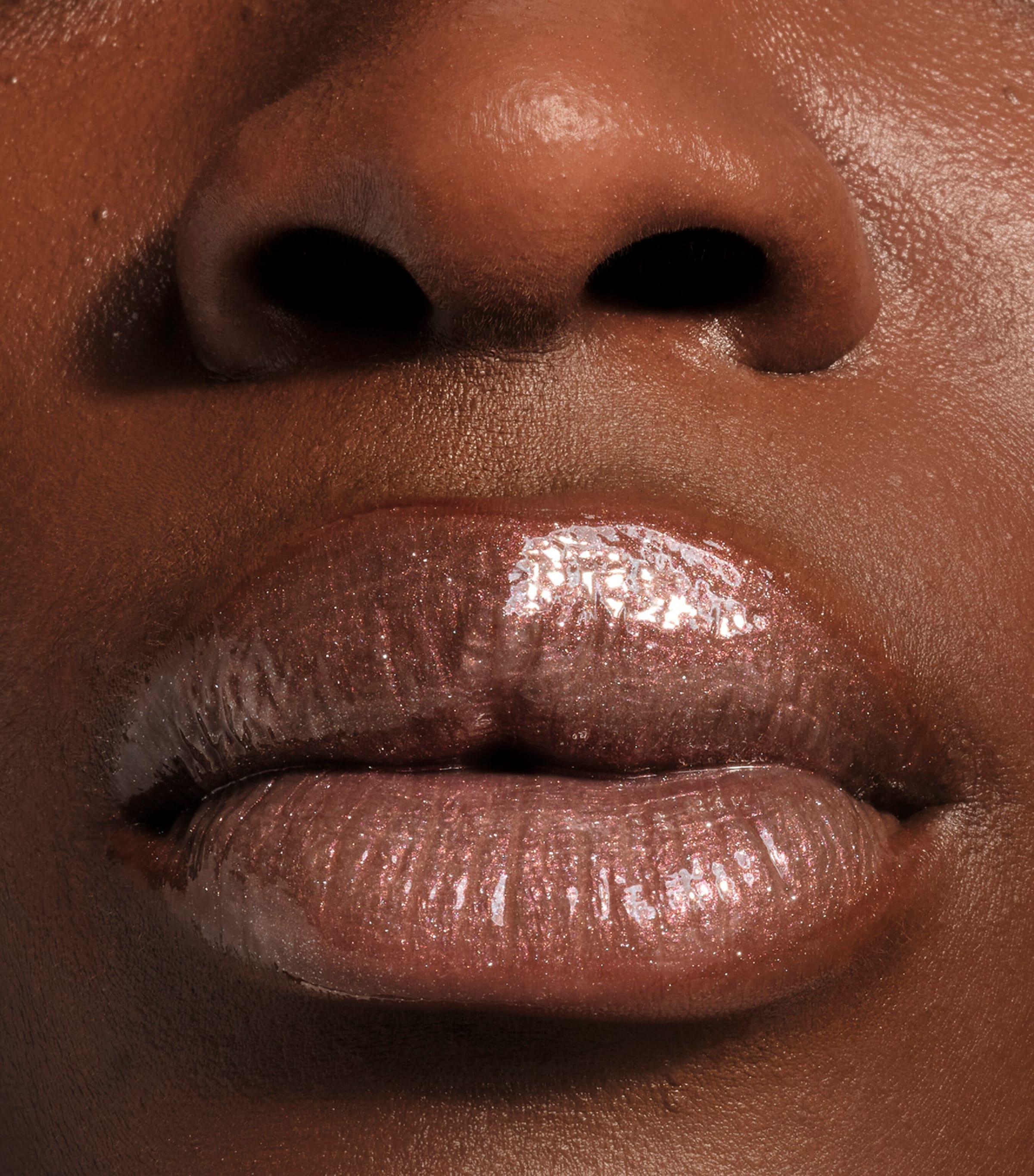 Armani Prisma Glass Icy Plumper Lip Gloss ICE PINK Image 5