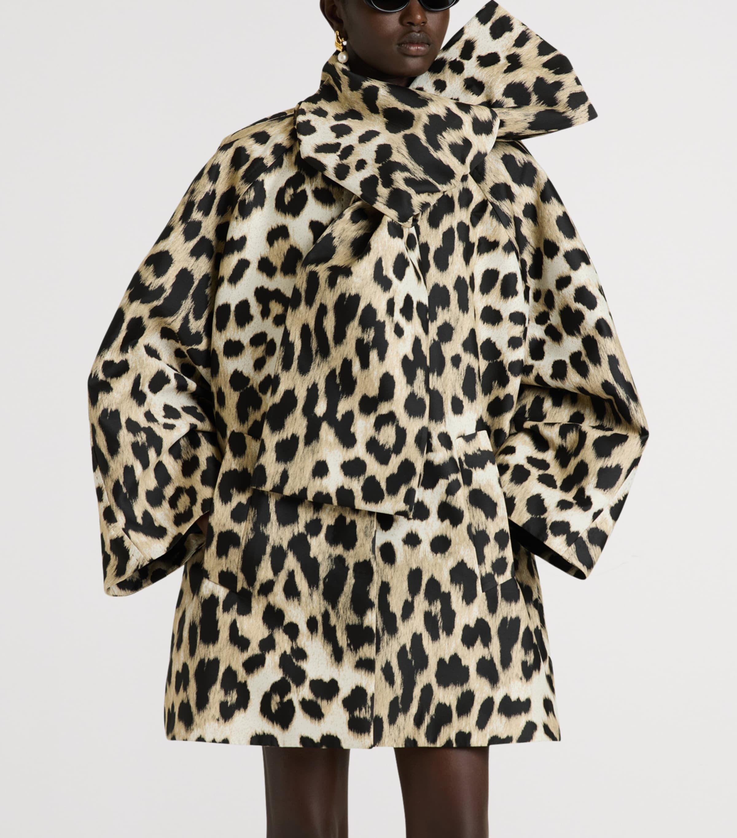 Givenchy Womens Leopard Print Bow-Detail Parka Image 2