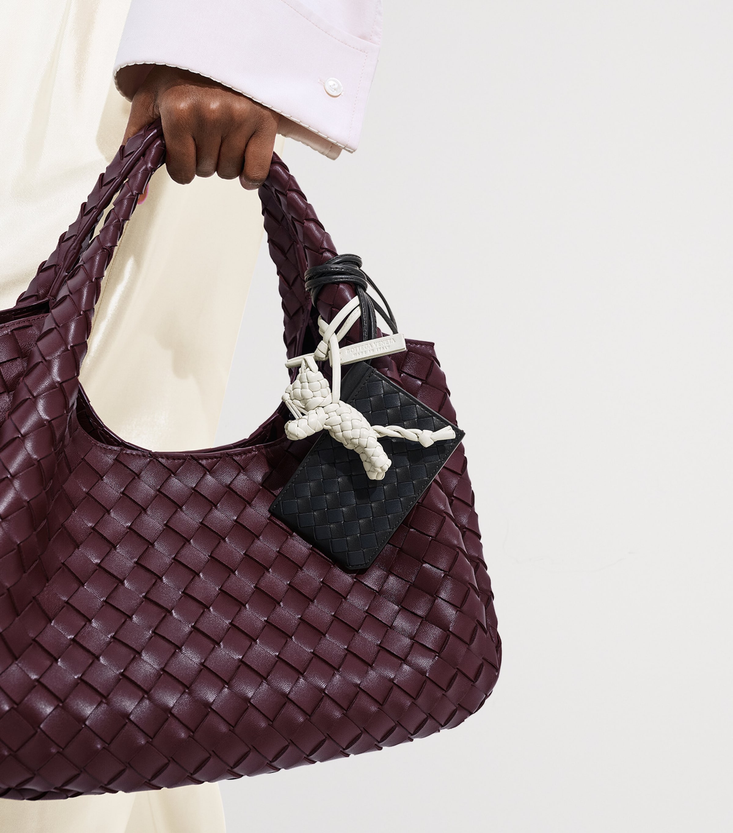 Bottega Veneta Leather Intrecciato Piccolo Badge Holder Image 2