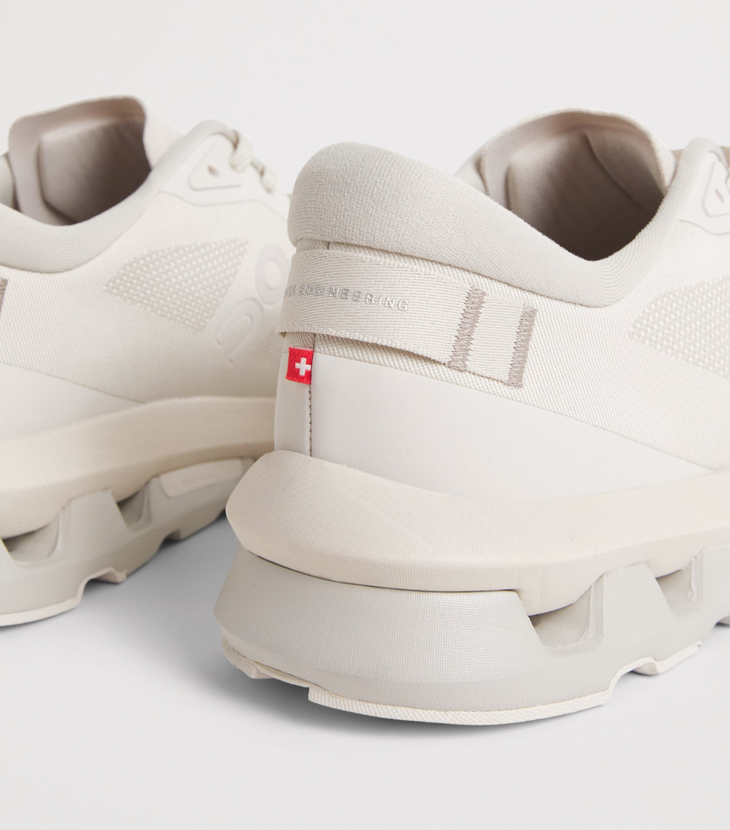 On Womens Cloudzone Trainers Pearl | Truffle Image 7