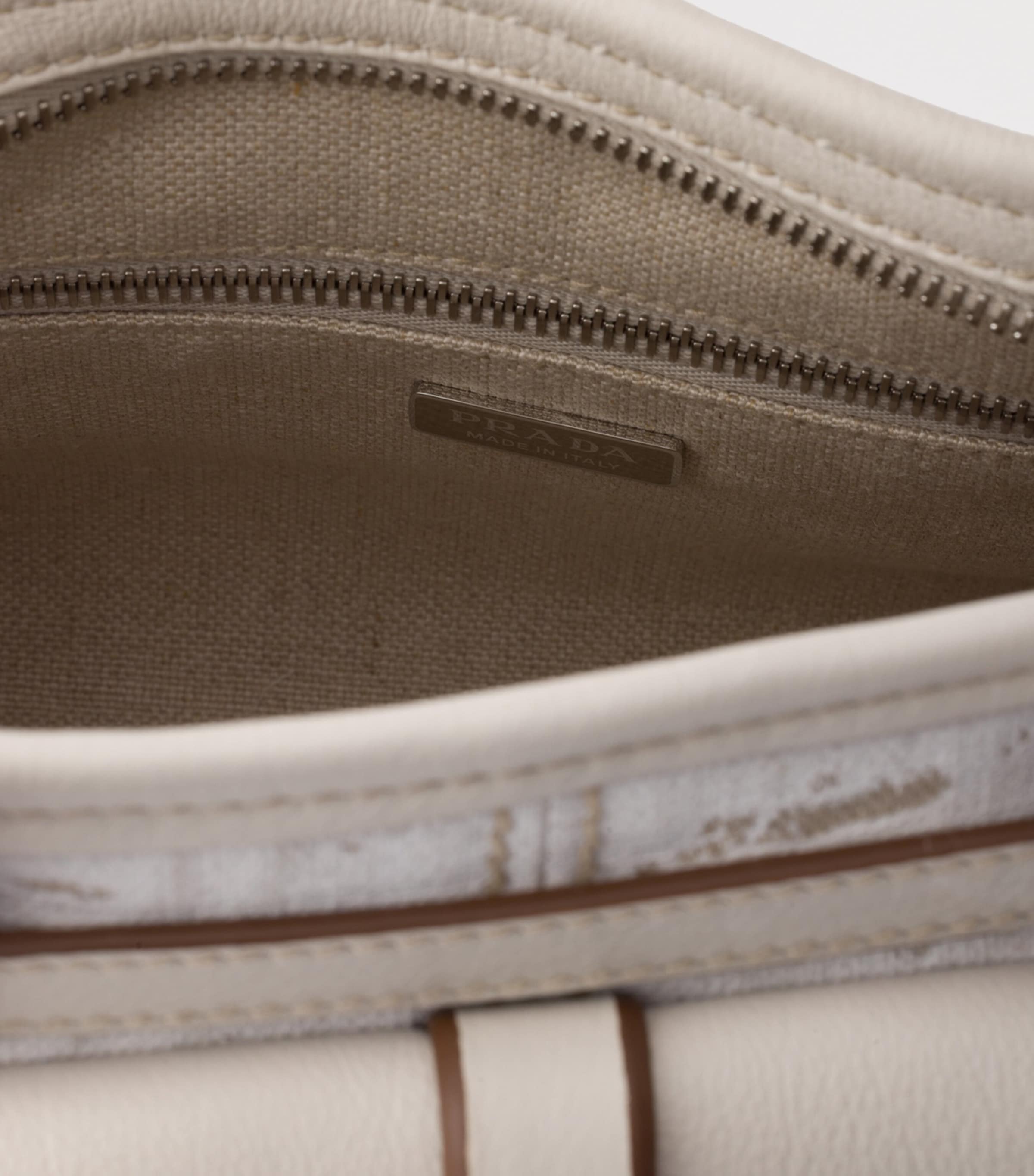 Prada Womens Medium Linen Bonnie Shoulder Bag White Image 6