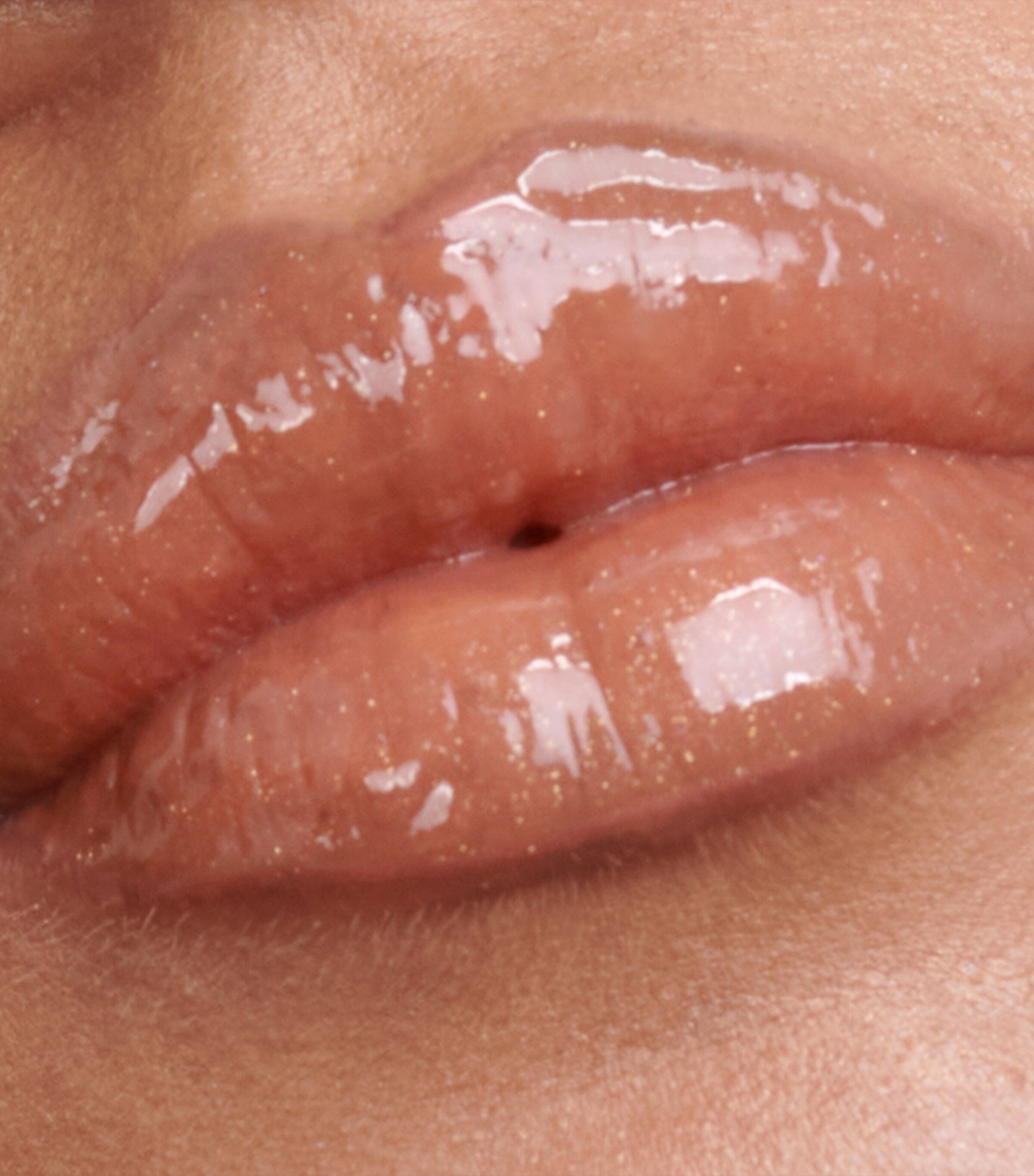 Armani Prisma Glass Lipgloss Honey Gleam Image 4