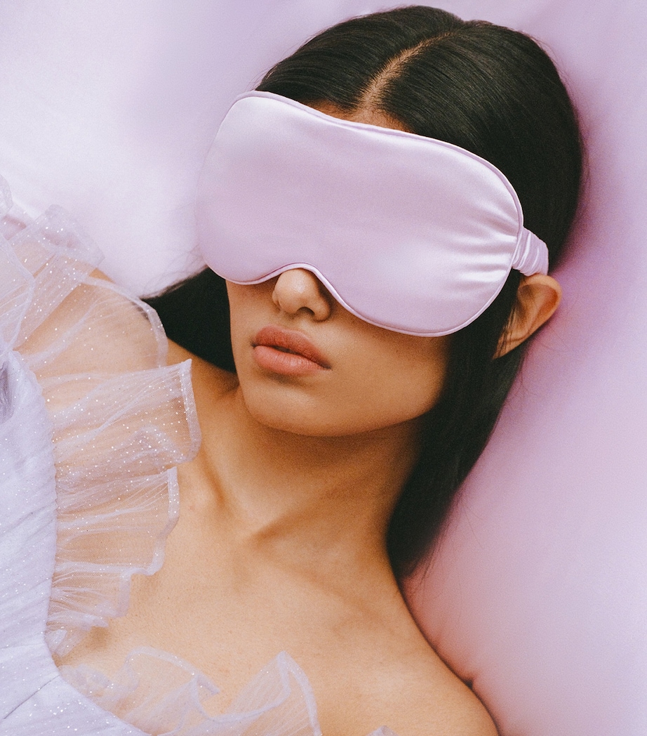 Mulberry Silk Contour Sleep Mask WILDFLOWER Image 3