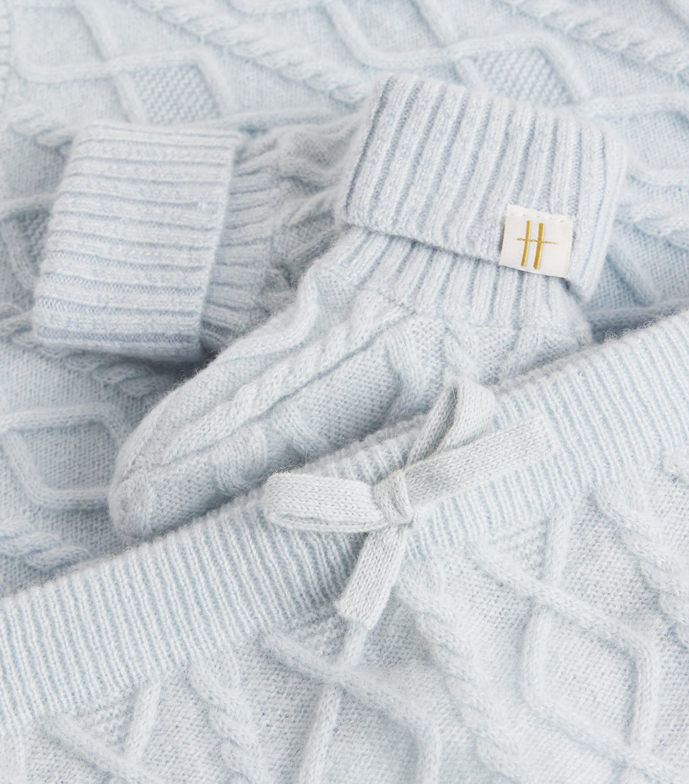 Harrods Baby Boy Cashmere Set Hamper Blue Image 4