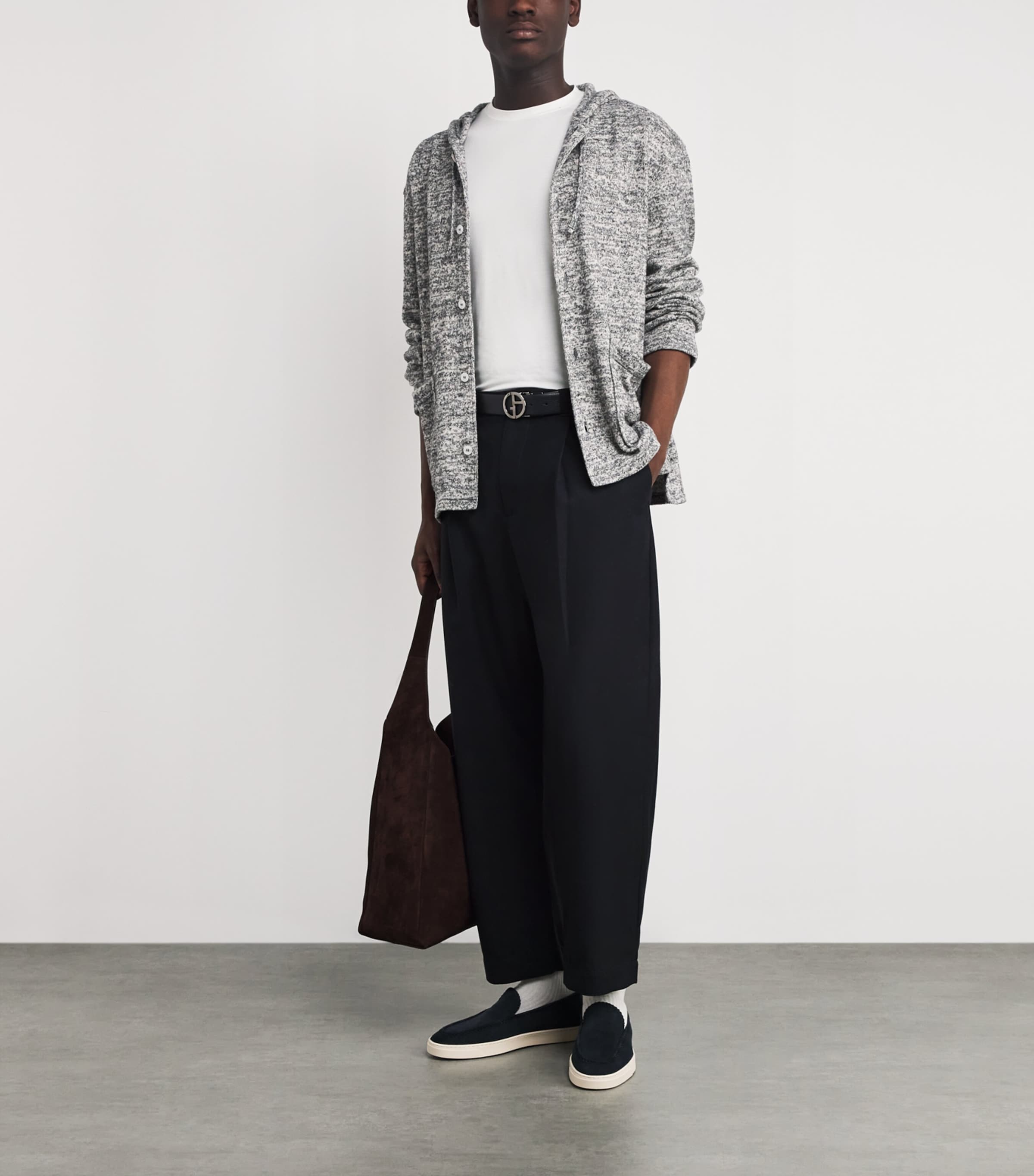 Crew-Neck T-Shirt U090 Image 2