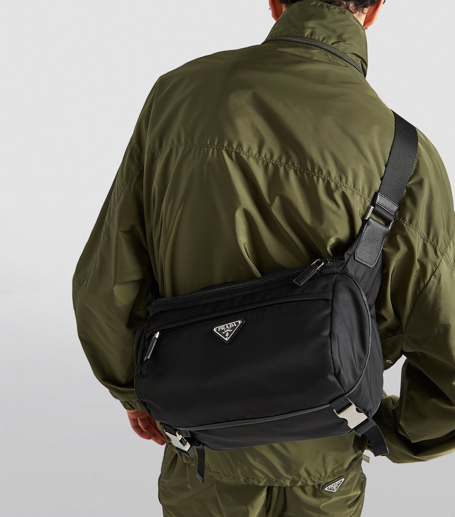 Re-Nylon Shoulder Bag F0002 Image 7