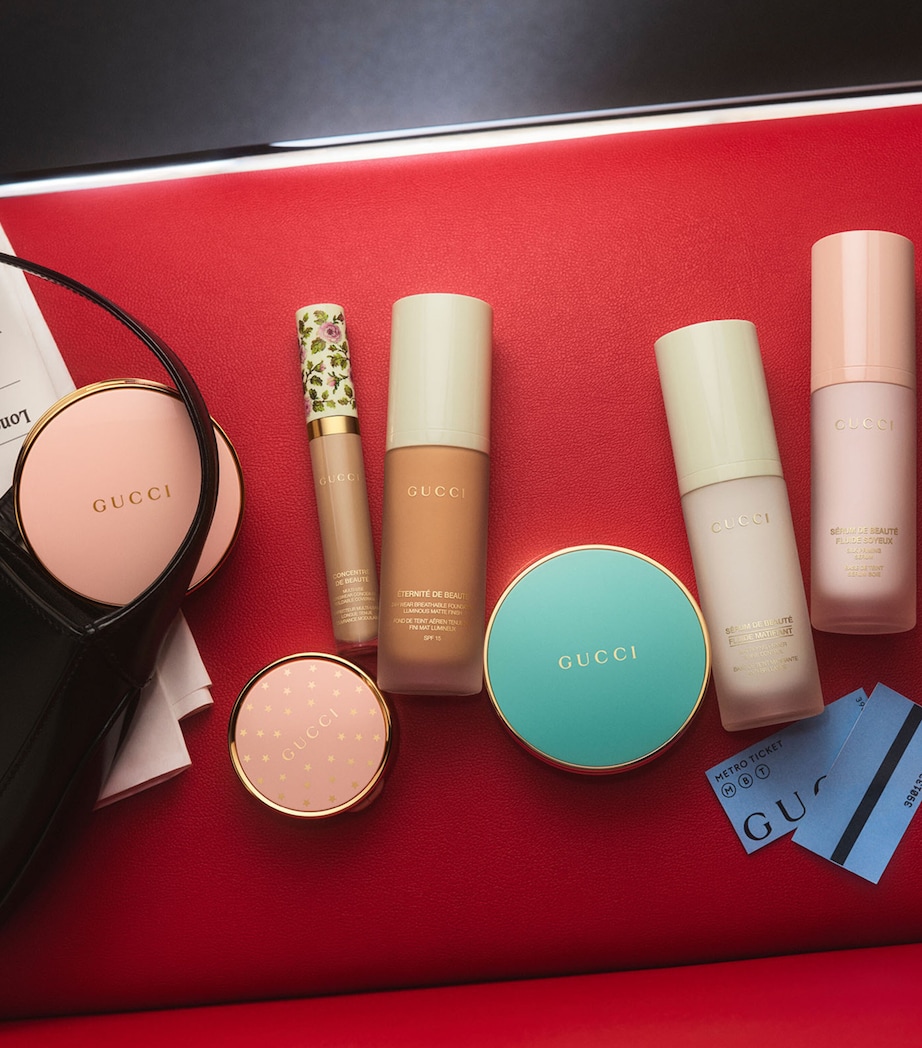 Concentré De Beauté Liquid Concealer 26C Image 9