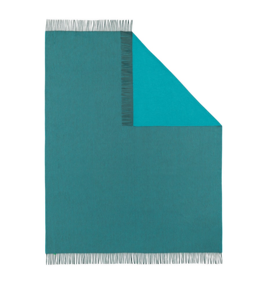 Cashmere Reversible Arran Throw Blanket (147cm x 183cm) SPRUCE TEAL Image 3