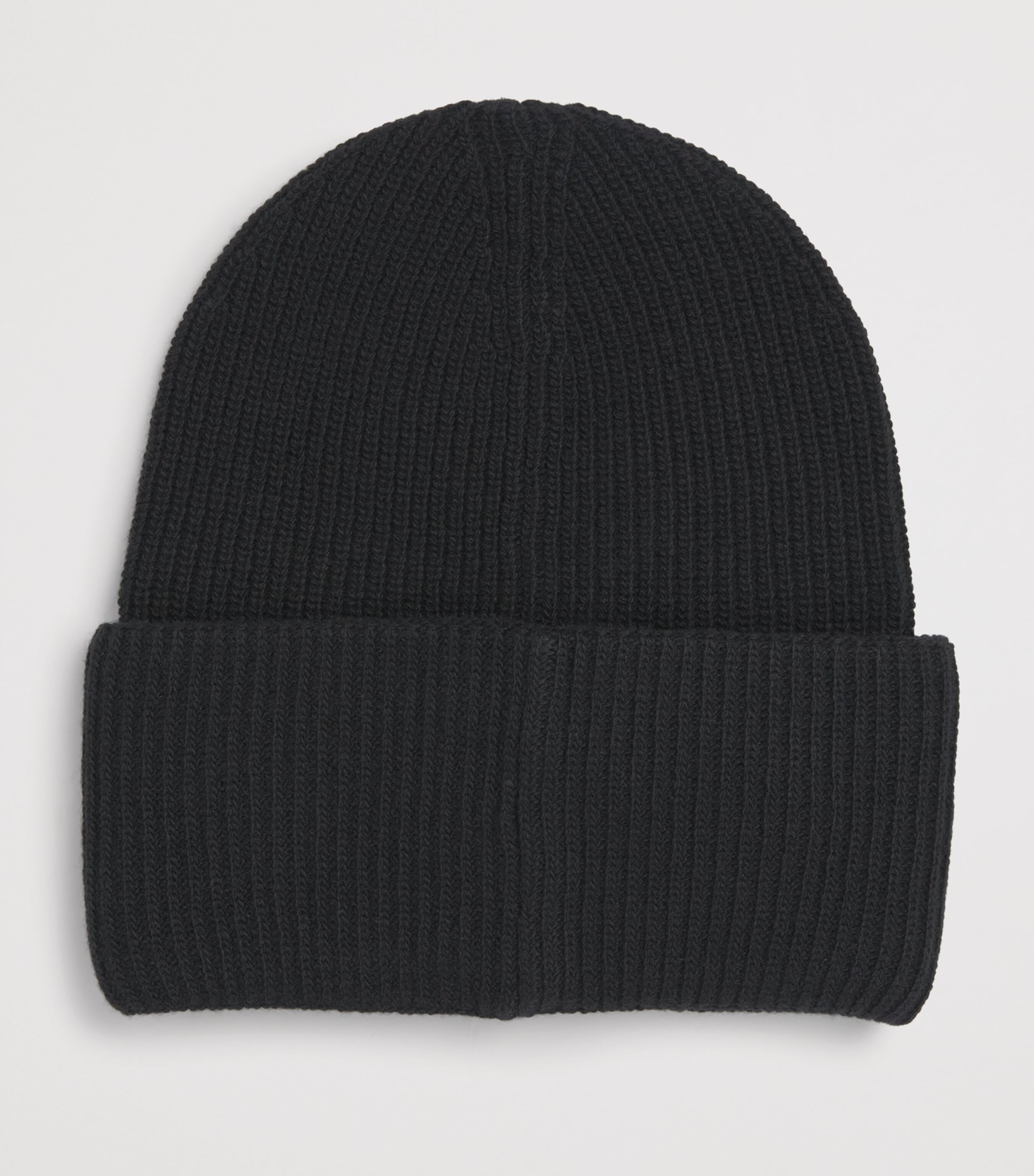 Virgin Wool Ribbed Beanie 999 Image 2
