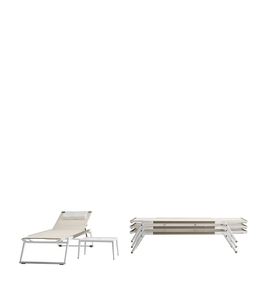 B&B Italia Mirto Cushioned Sunbed White Image 8