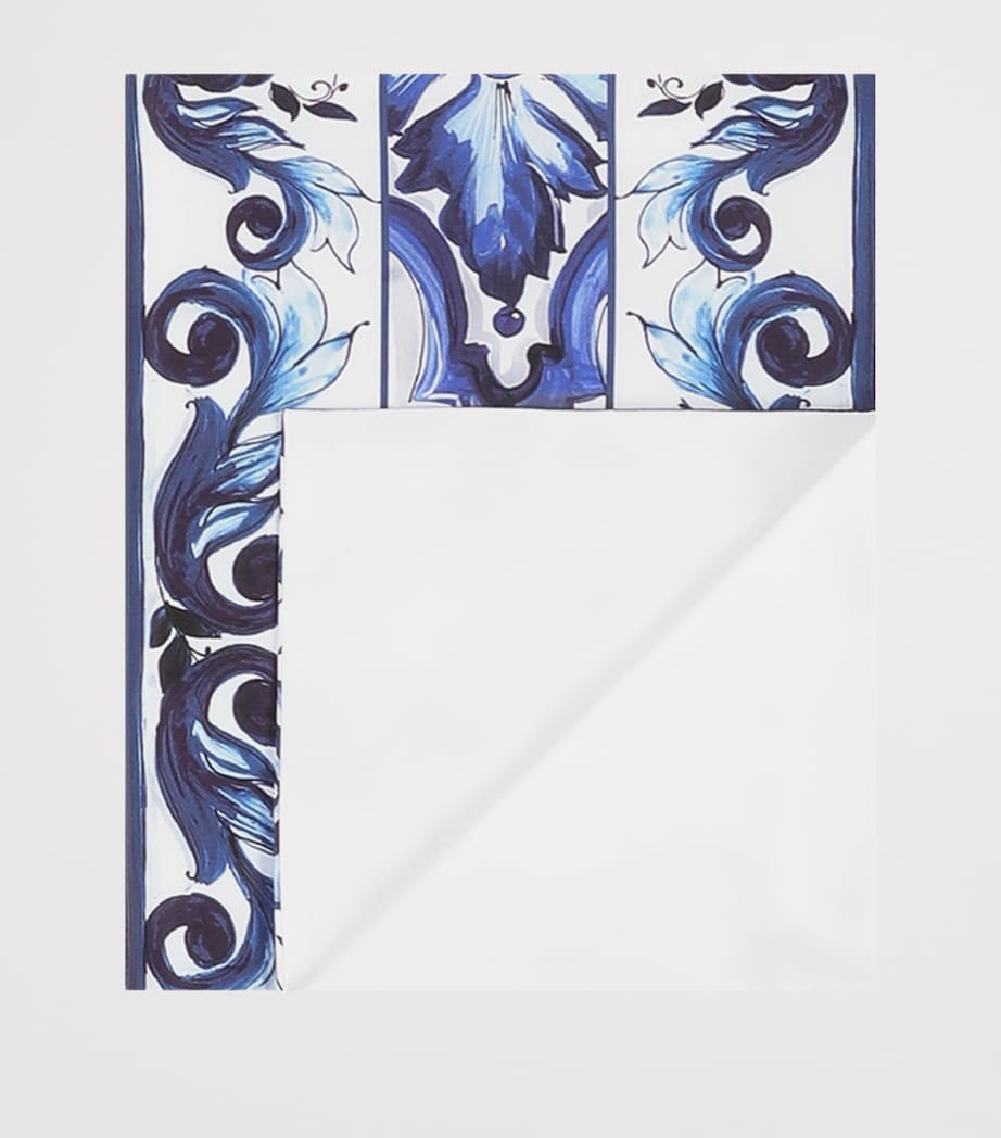 Dolce&Gabbana Casa Set of 2 Cotton Majolica Pillowcases (50cm x 80cm) Bianco/blu Med Image 3