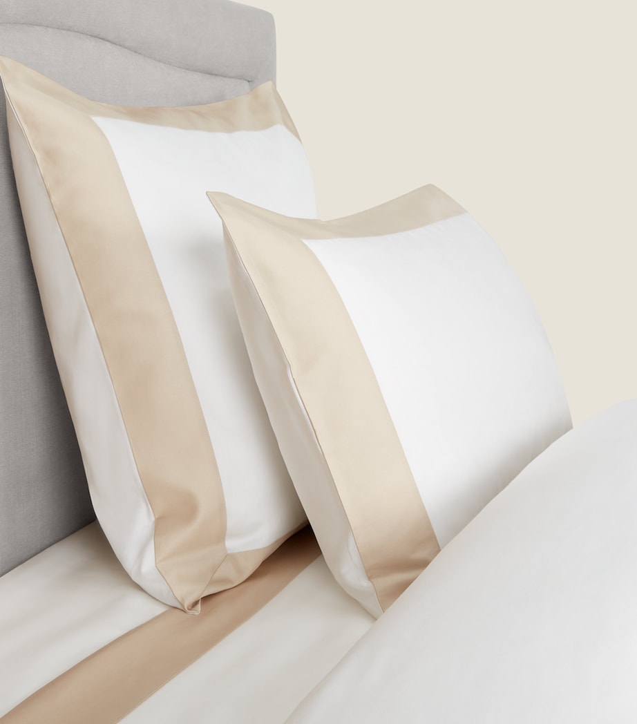Frette Bold Super King Flat Sheet (270cm x 320cm) Milksavage B Image 2