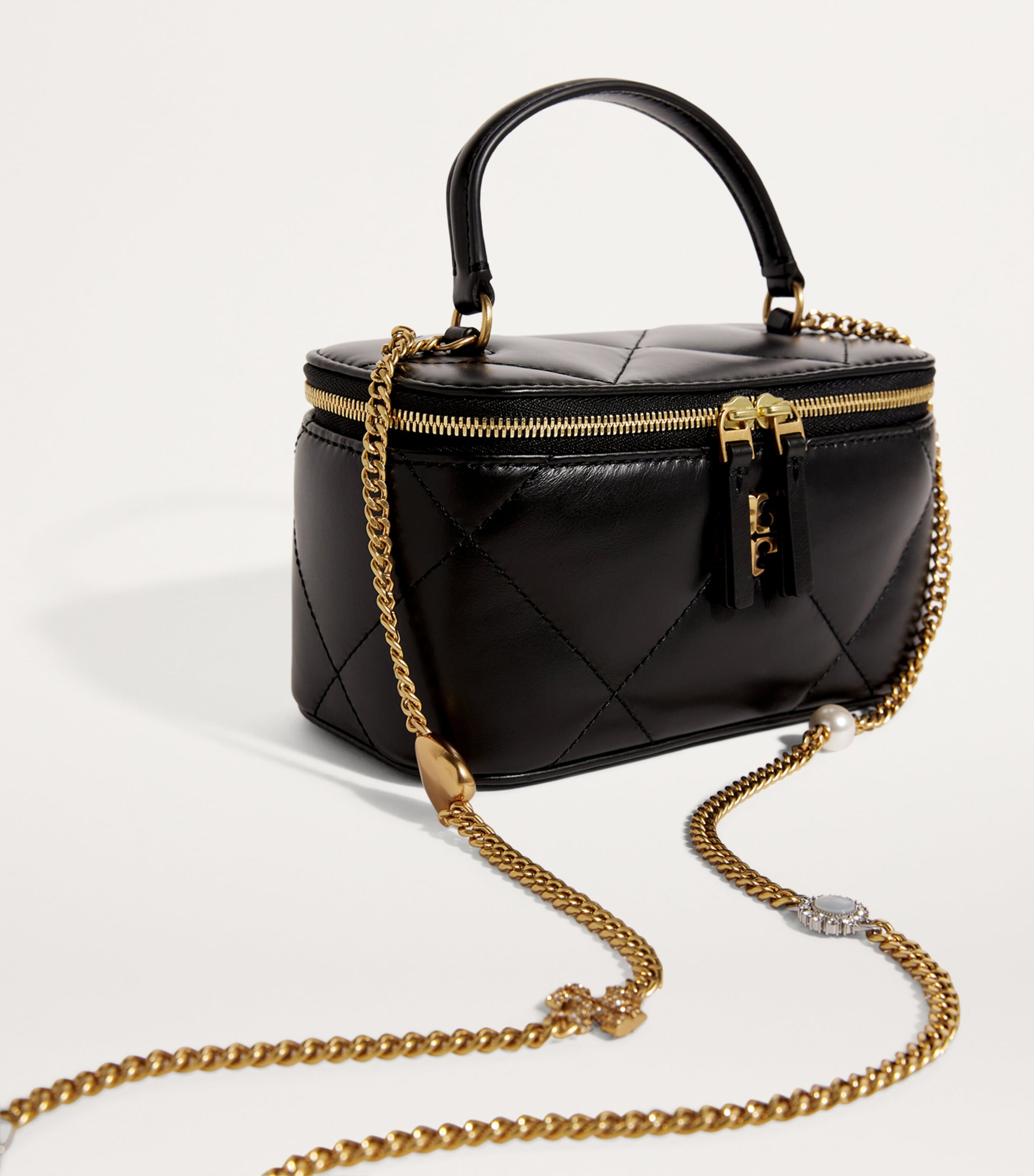 TORY BURCH 黒 クロコダイル風ハンドバッグ ゴールド金具 ZB0049 Tory Burch Black Shoulder Bag with Front Gold Emblem and Gold