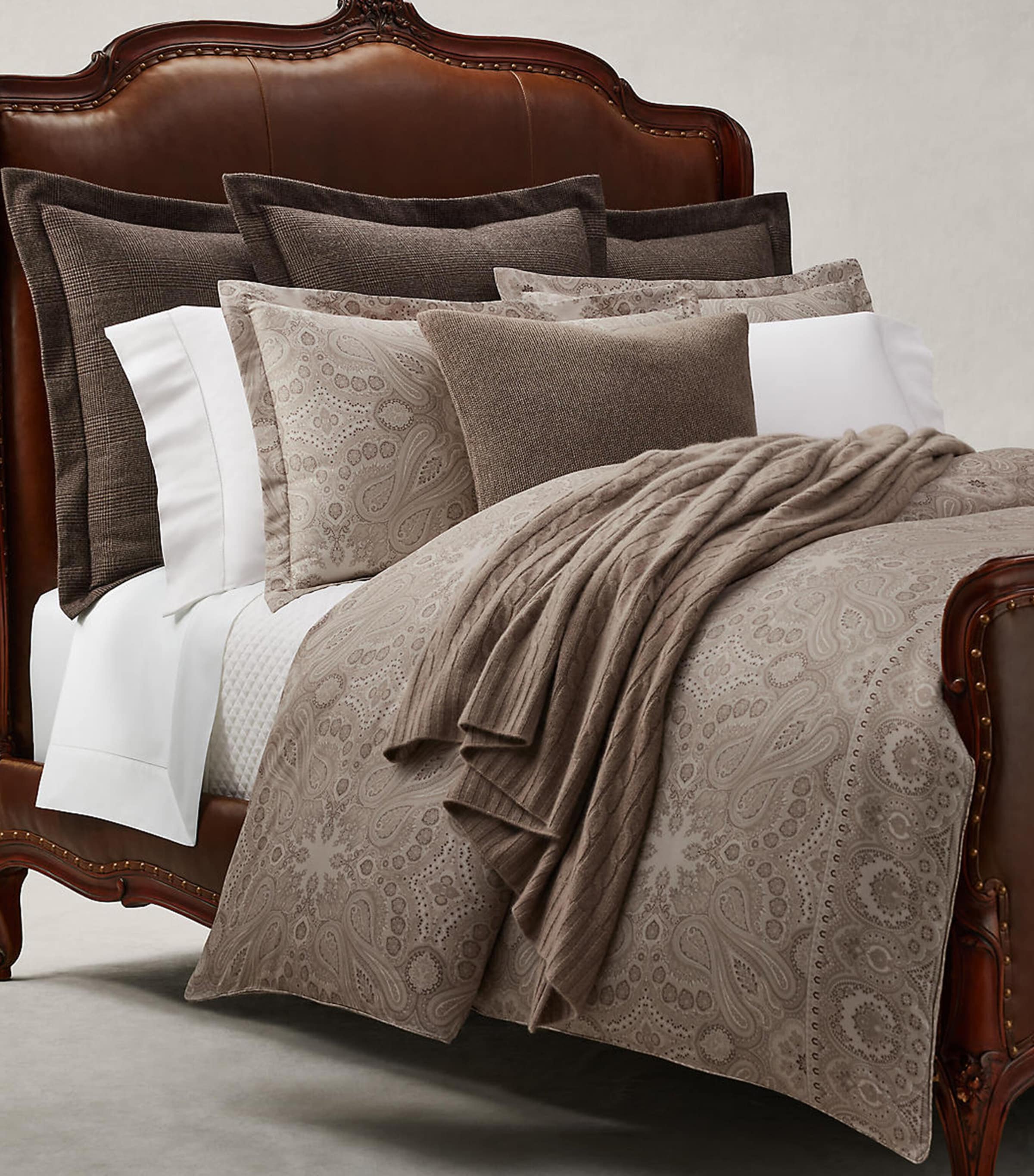 Ralph Lauren Home Beaumont Square Oxford Pillowcase (65cm x 65cm) Stone Image 2