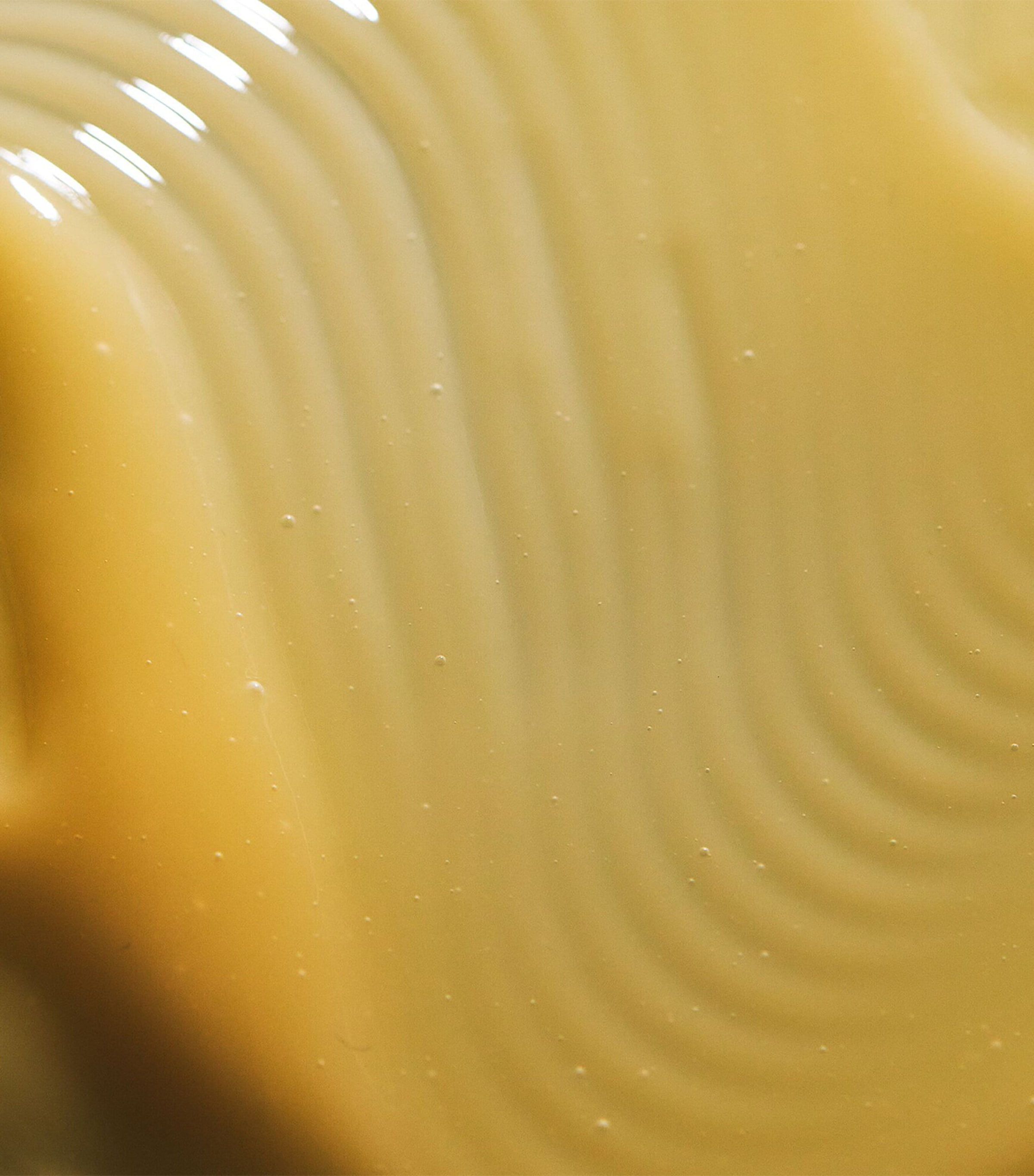 Alpha Beta On The Spot Gel (30ml) NO COLOUR Image 2