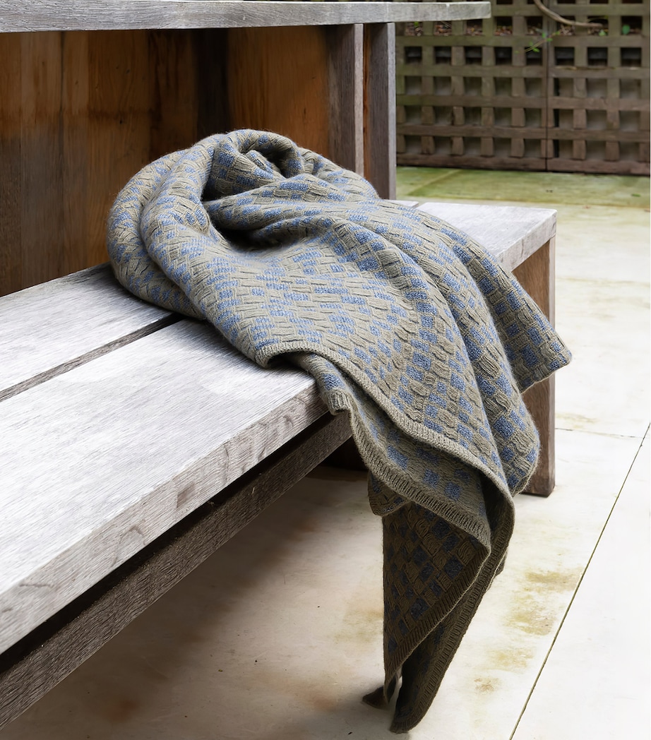 Oyuna x John Pawson Cashmere Stone Throw (180cm x 120cm) Moss Slate Image 2