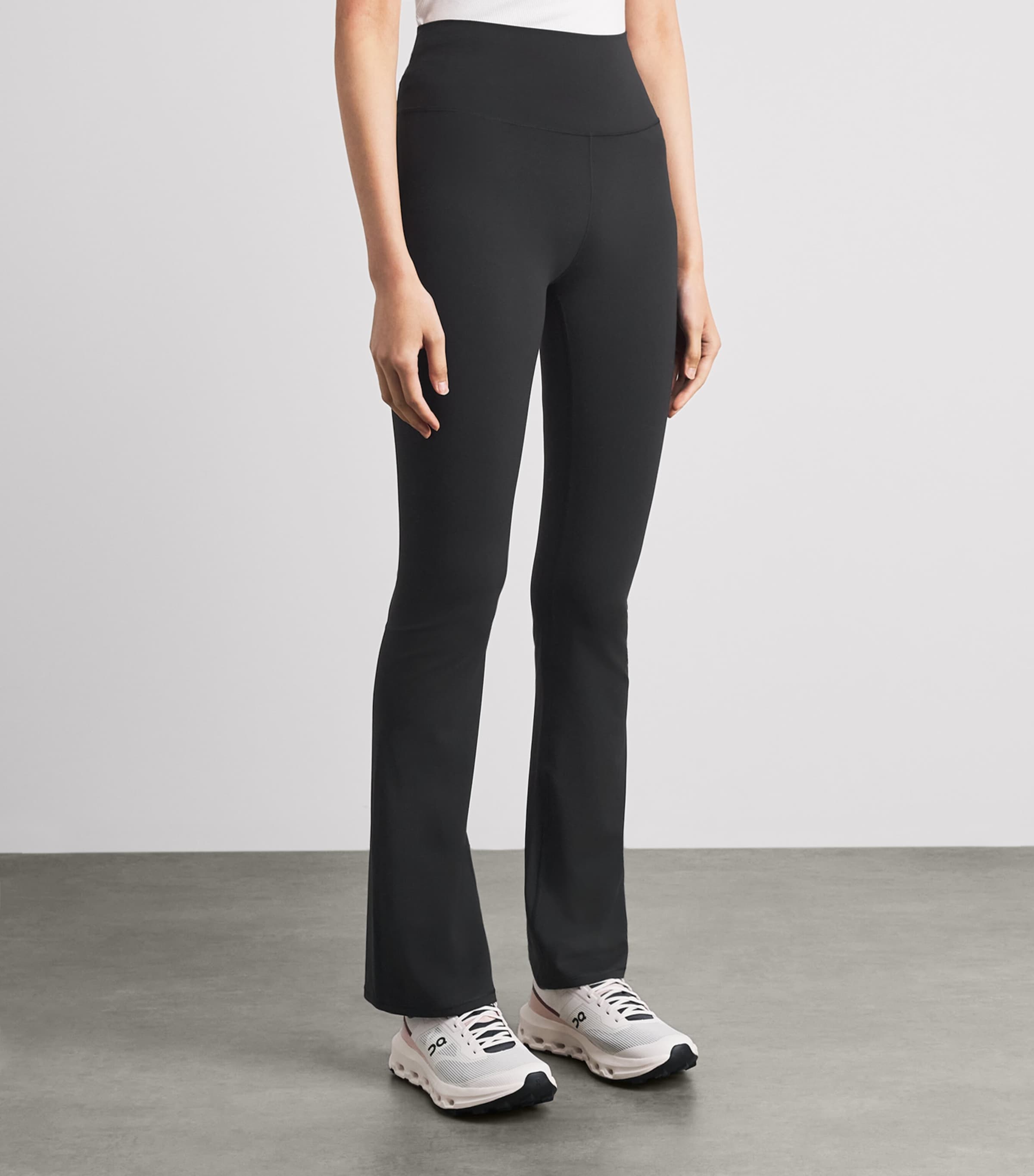 VUORI Womens AllTheFeels Slim Flare Leggings Black Image 4