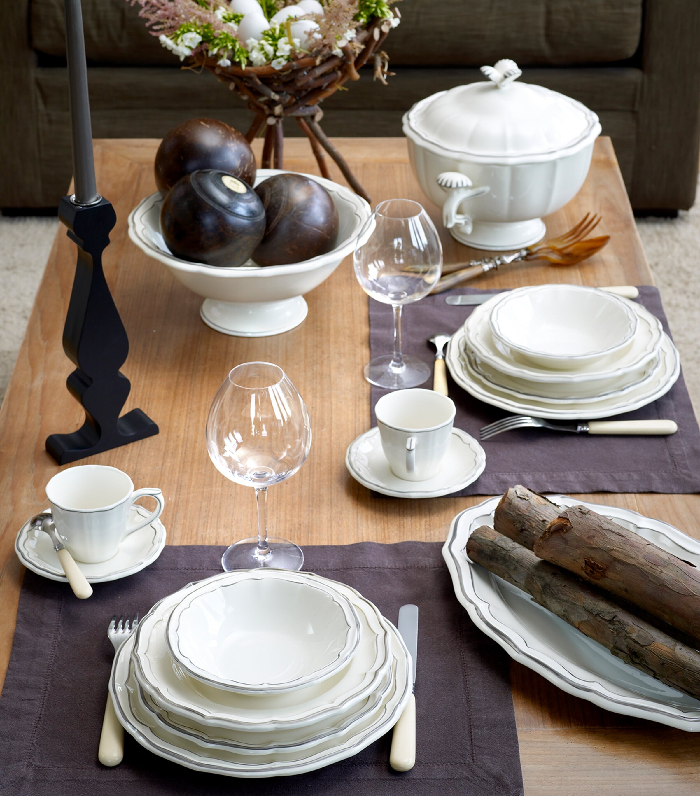 Set of 4 Filet Dessert Plates (23cm) WHITE, TAUPE Image 2