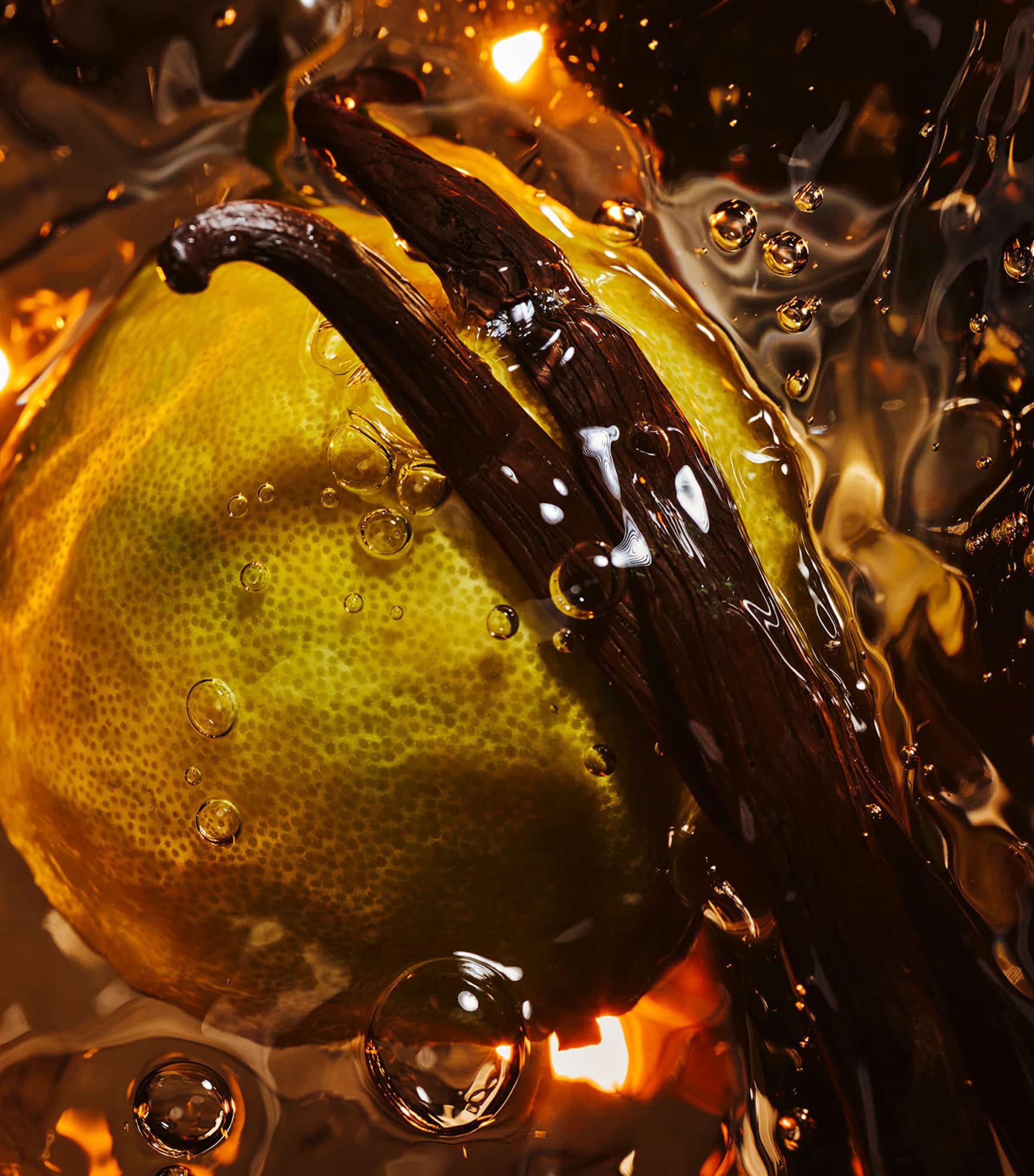 Shalimar Satin Shower Oil (200ml) NO COLOUR Image 2