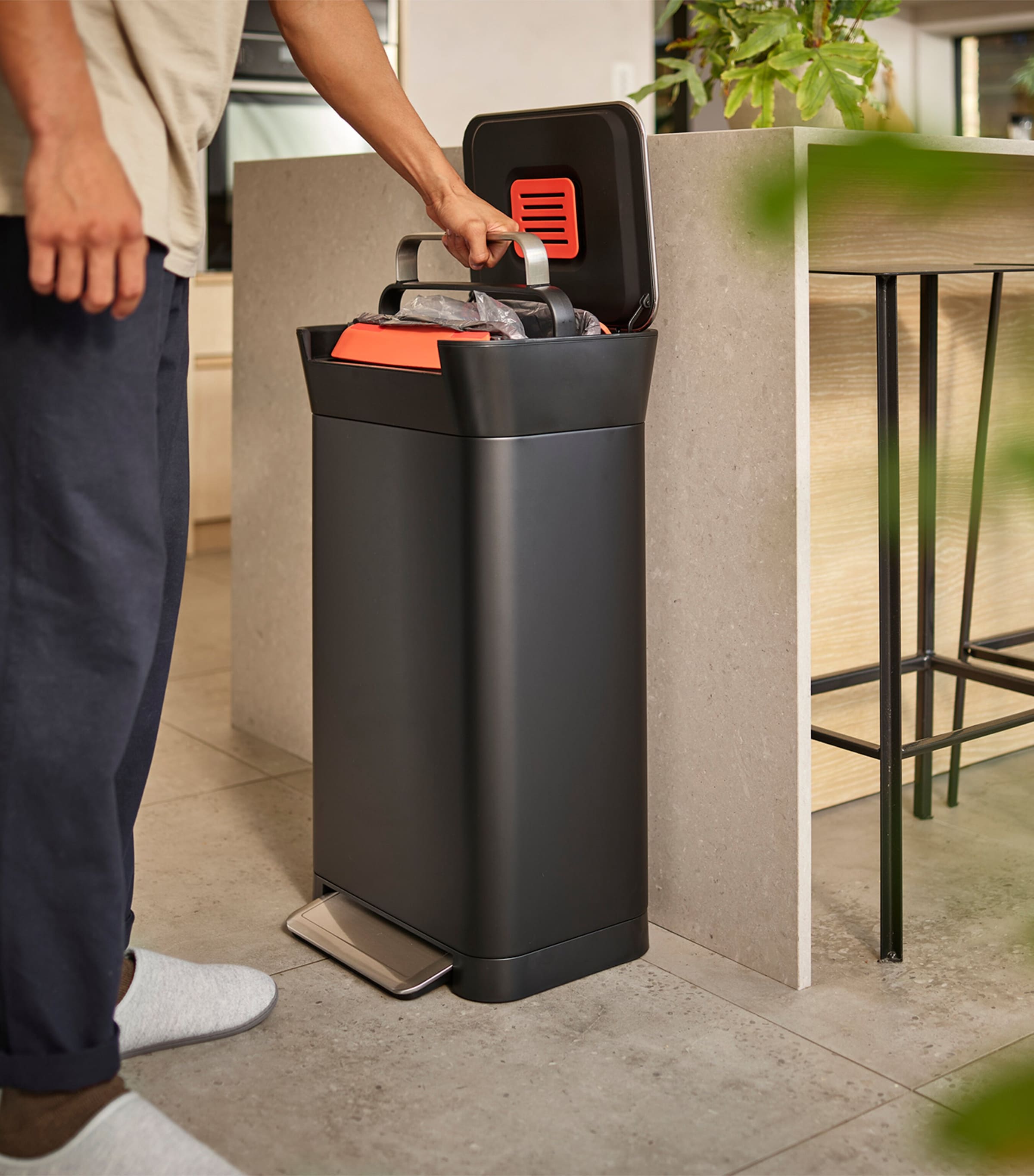 Joseph Joseph Titan Waste Compacting Bin (30L) | Cleaning & Household | Kitchen Bins | Designers | Joseph Joseph Joseph Joseph Titan Waste Compacting Bin (30L) | Cleaning & Household | Kitchen Bins | Designers | Joseph Joseph