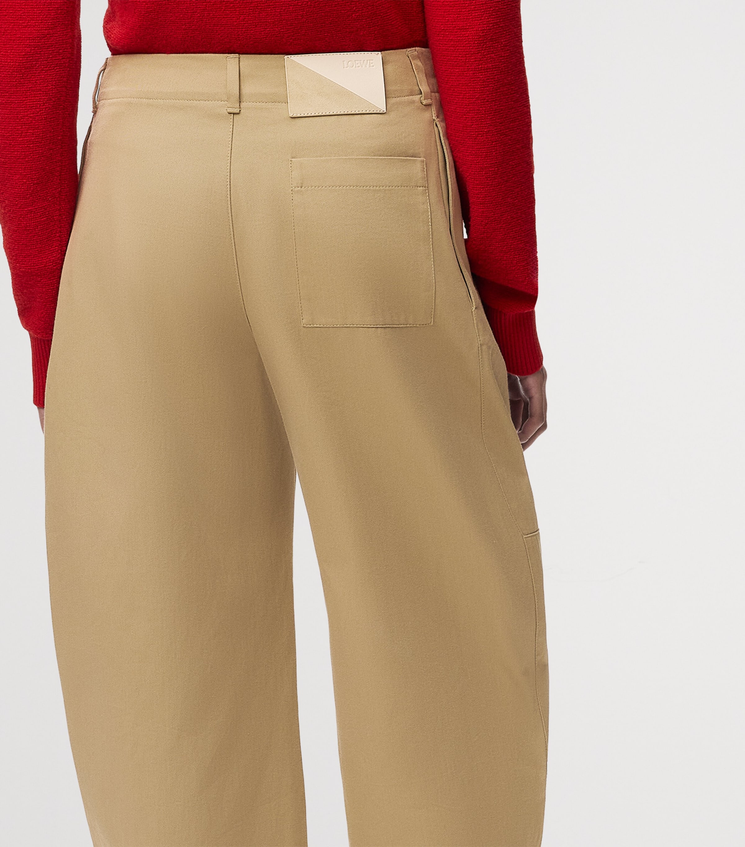 LOEWE Womens Cotton Utility Cropped Trousers Beige Image 5