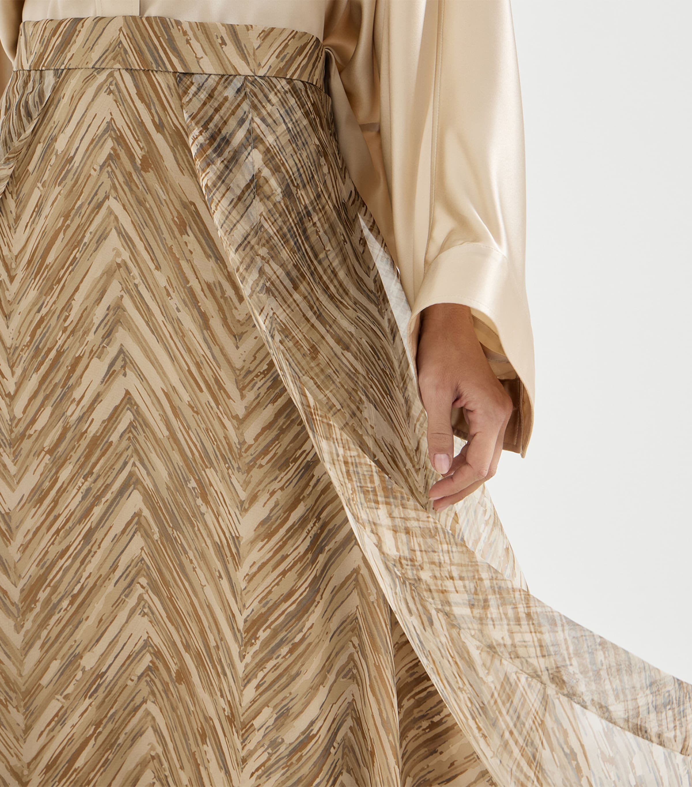 Silk Printed Maxi Skirt C001 Image 6