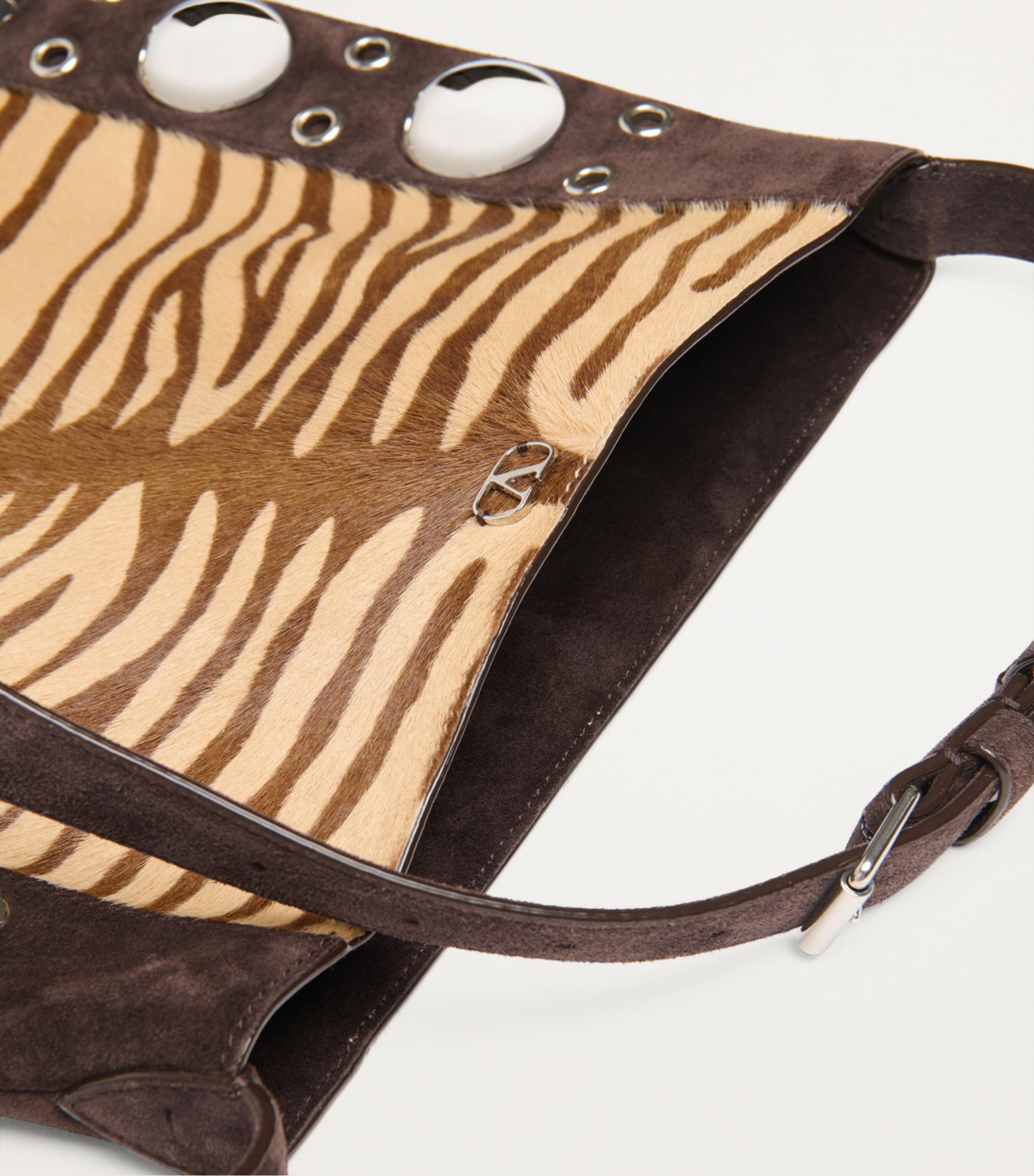 ショルダーバッグ VALENTINO GARAVANI LEATHER NELLCOTE CROSSBODY BAG Valentino Garavani Nellcôte Crossbody Bag In Grainy Calfskin