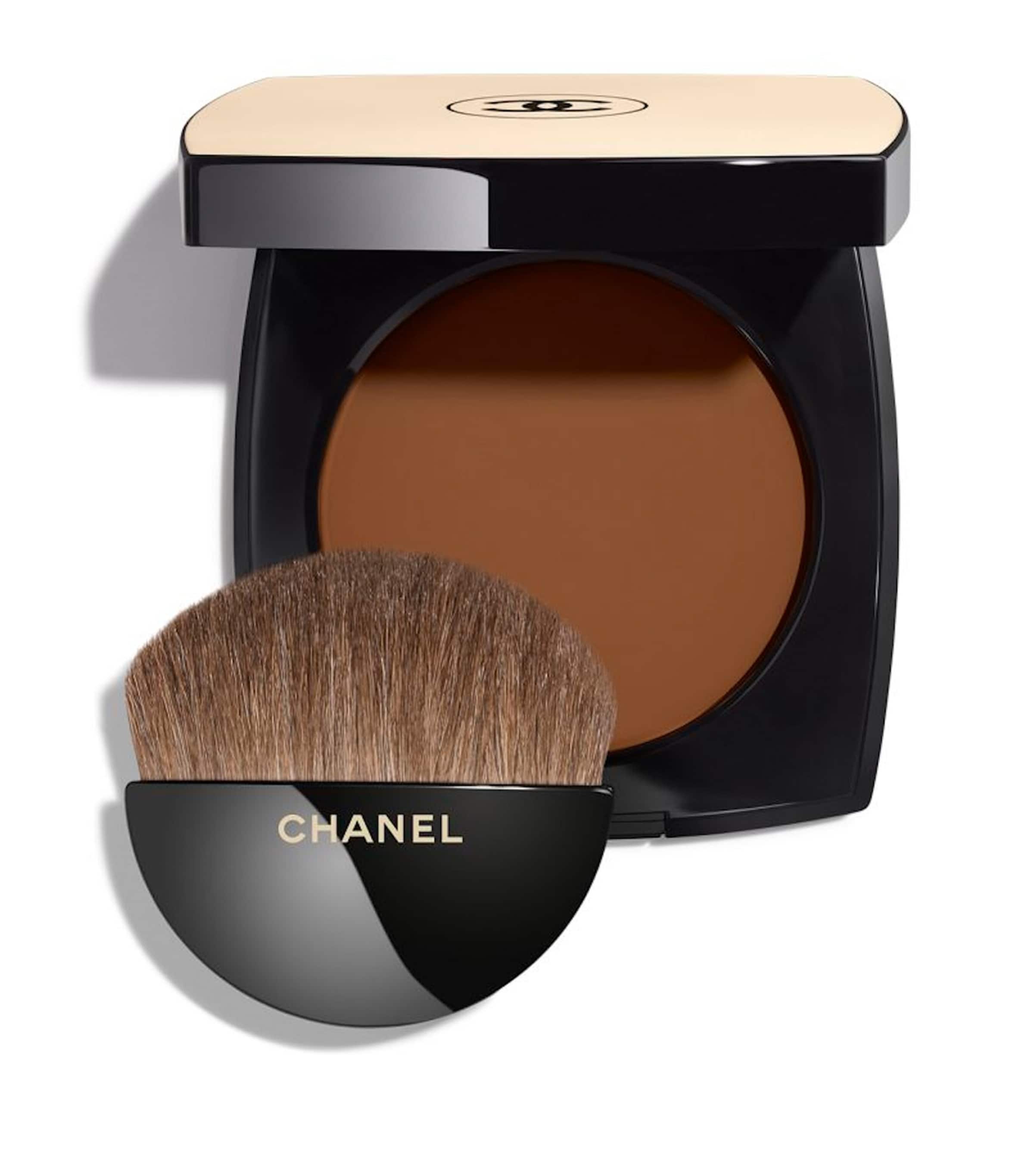 Shop Chanel Les Beiges Healthy Glow Sheer Powder