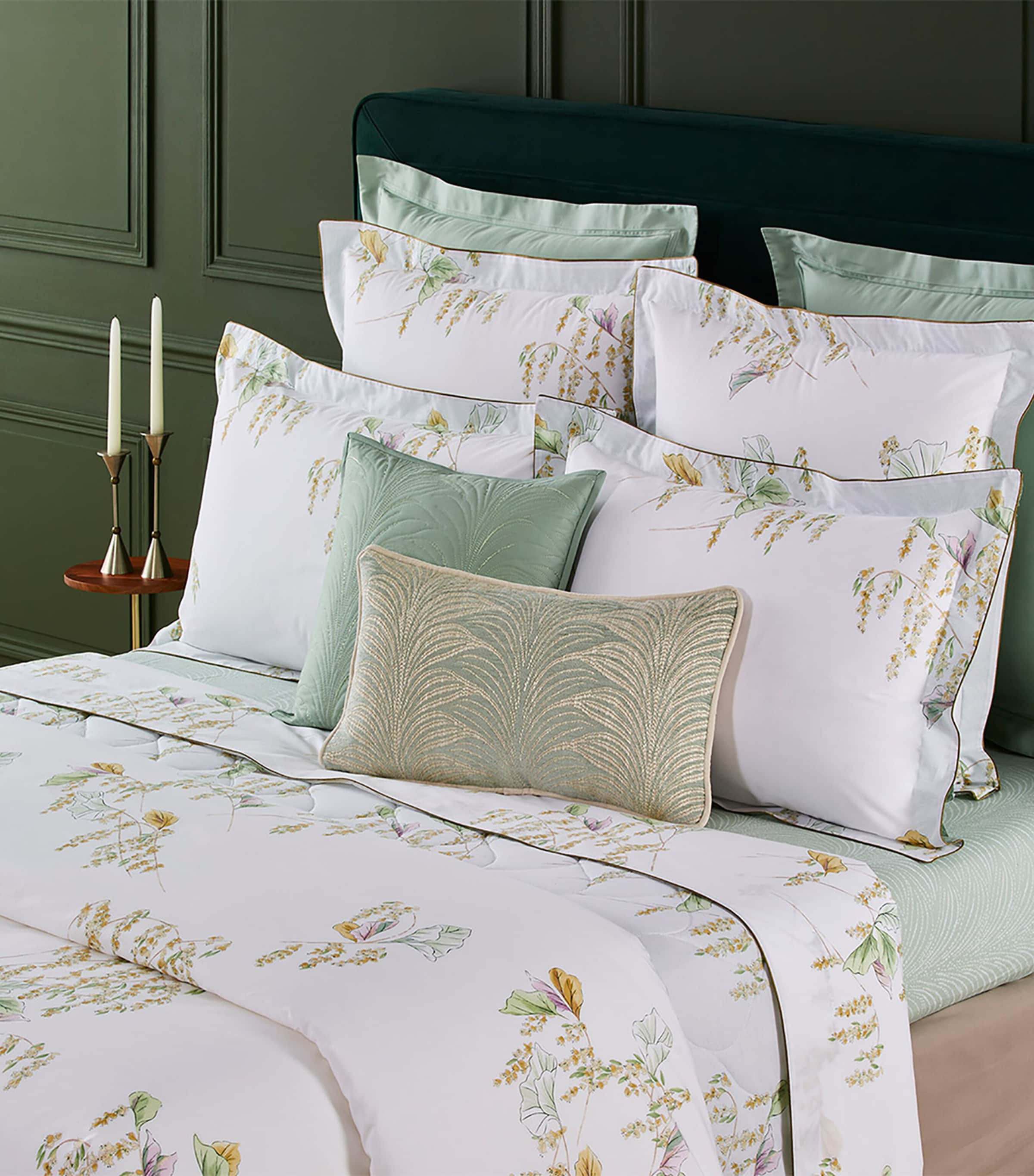 Yves Delorme Pollen King Oxford Pillowcase (54cm x 94cm) Multicoloured Image 2
