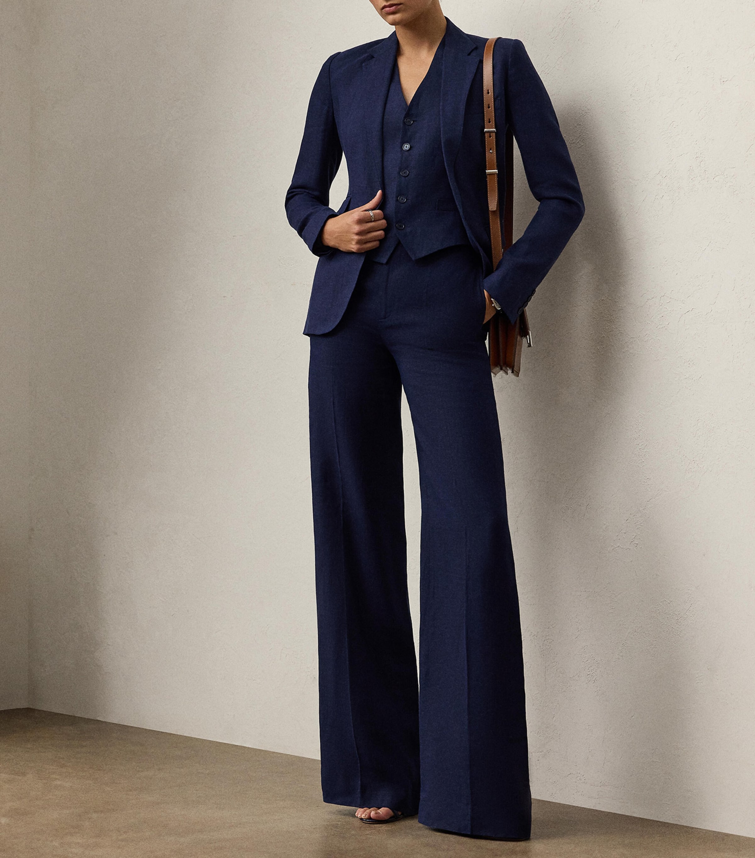 Linen Dean Tailored Trousers LUX NAVY Image 4