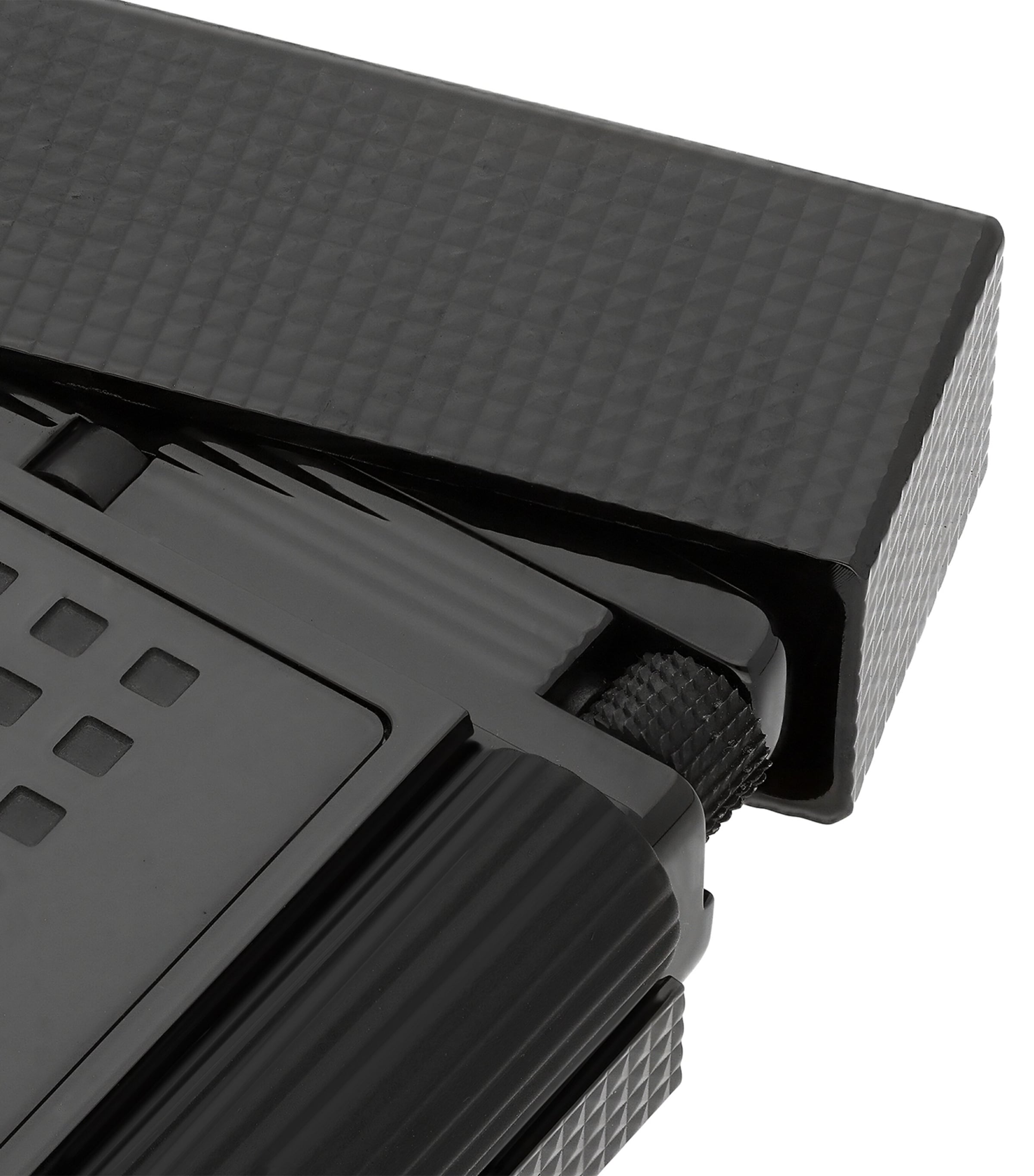 x Cohiba Haute Creation Behike Ligne 2 Cling Lighter BLACK Image 4