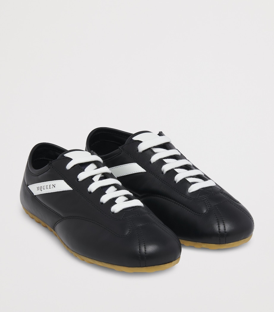 Leather Boxe Sneakers 1550 Image 2