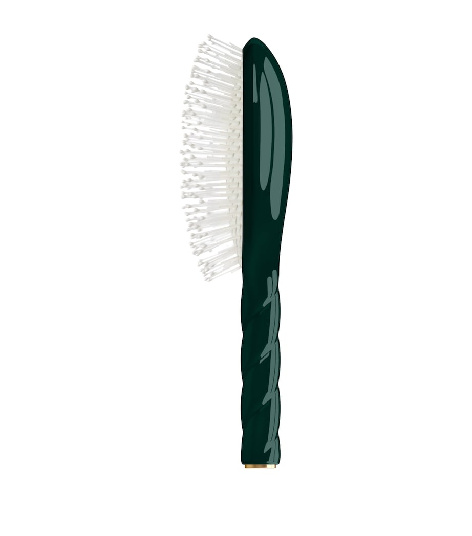 la bonne brosse N.04 The Miracle Detangling Scalp Hairbrush Emerald Green Image 2