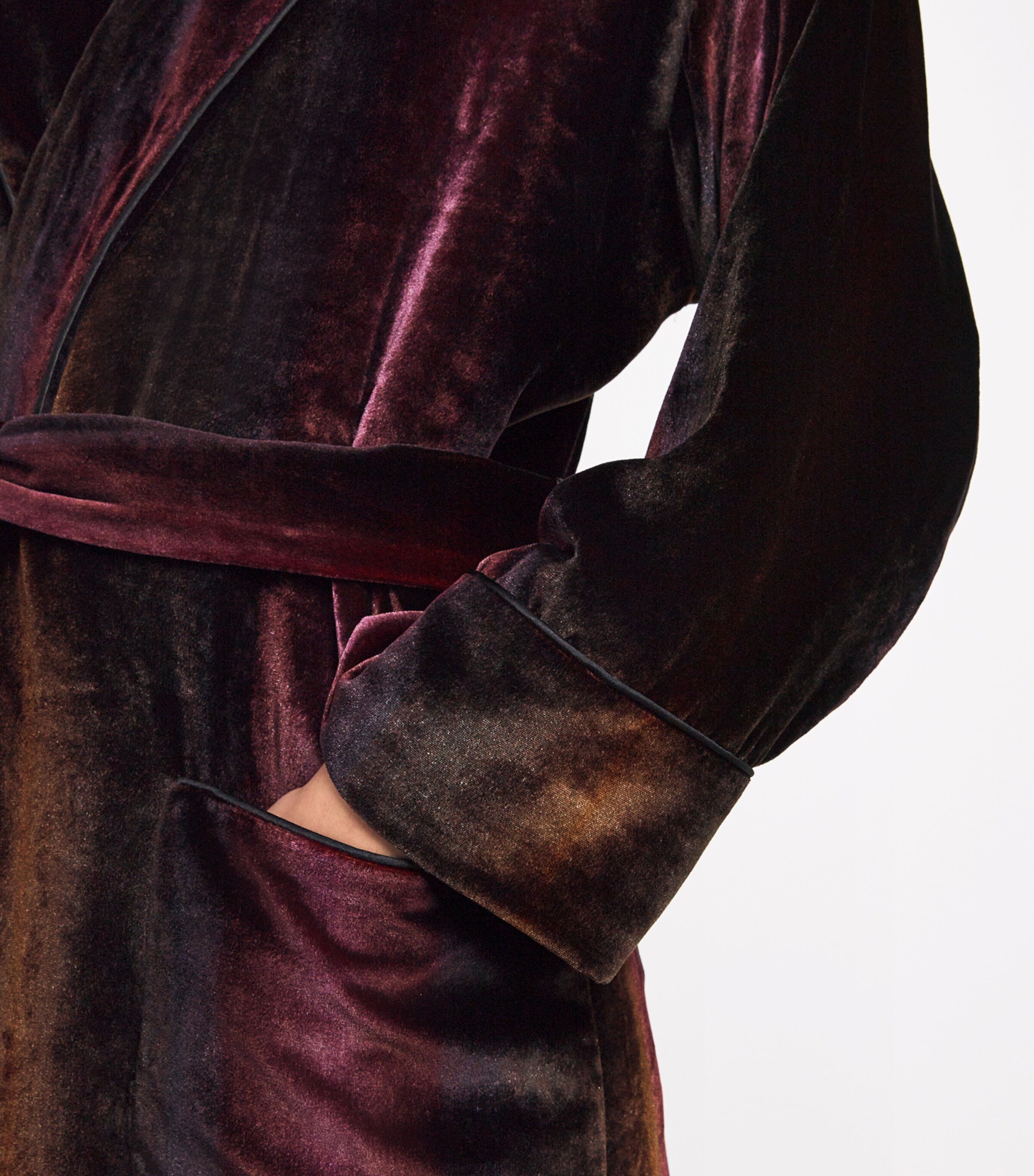 Daniel Hanson Womens Velvet Silk-Lined Robe Ruby Ombre Image 6