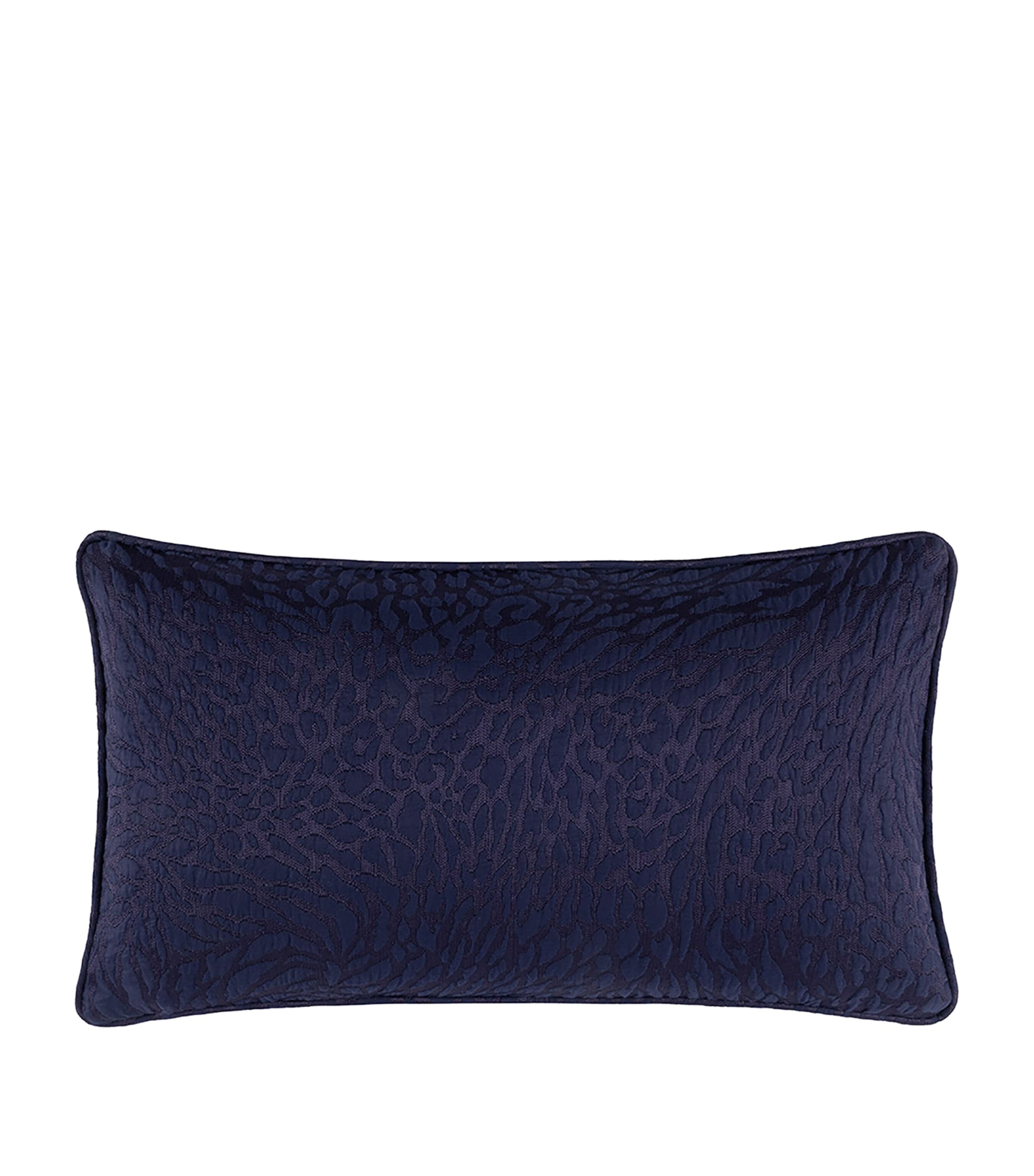 Yves Delorme Souvenir Rectangular Cushion Cover In Blue