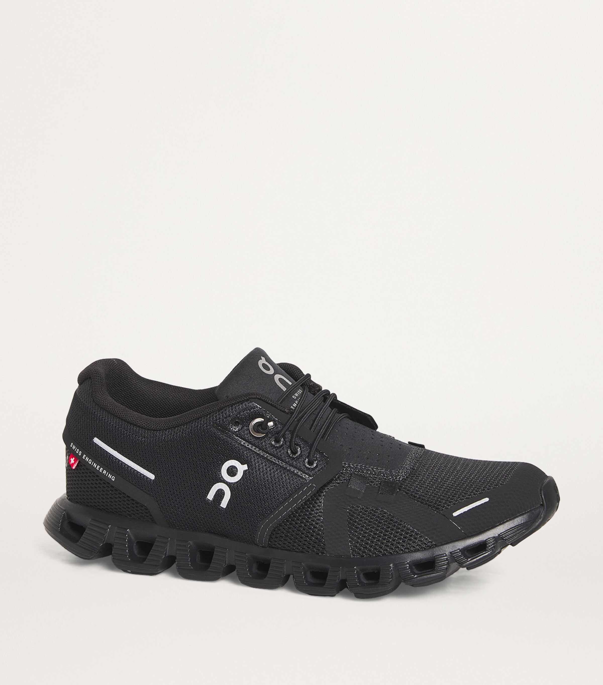 Cloud 5 Trainers ALL BLACK Image 4