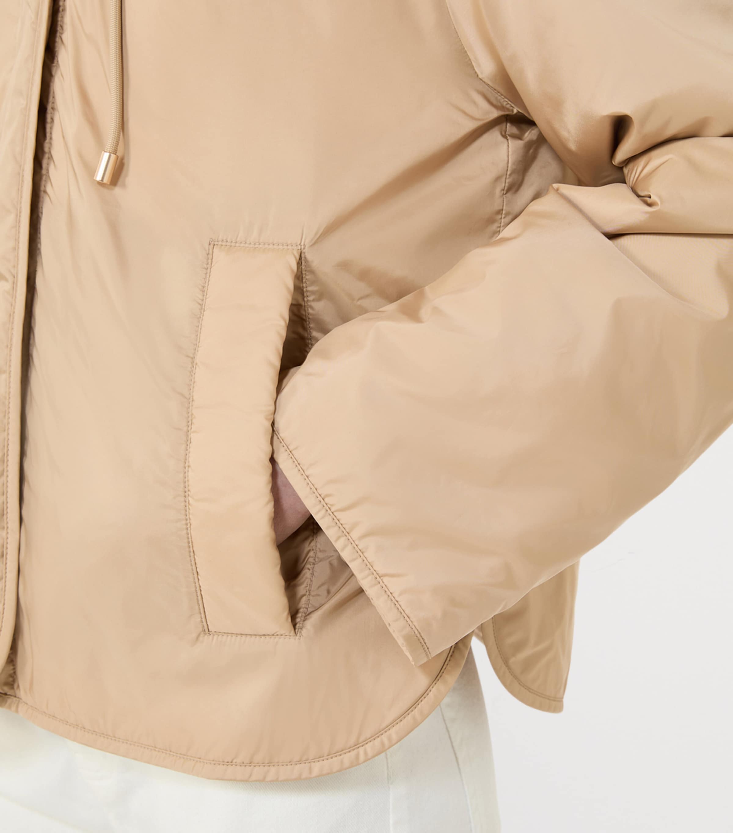 Weekend Max Mara Womens Water-Repellent Padded Jacket Beige Image 6