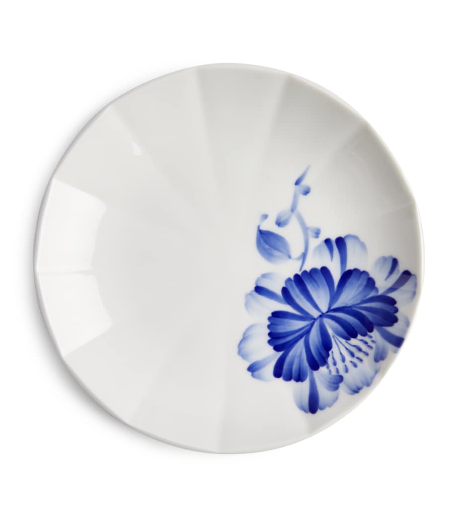 Camellia Plate (15cm) BLUE Image 1