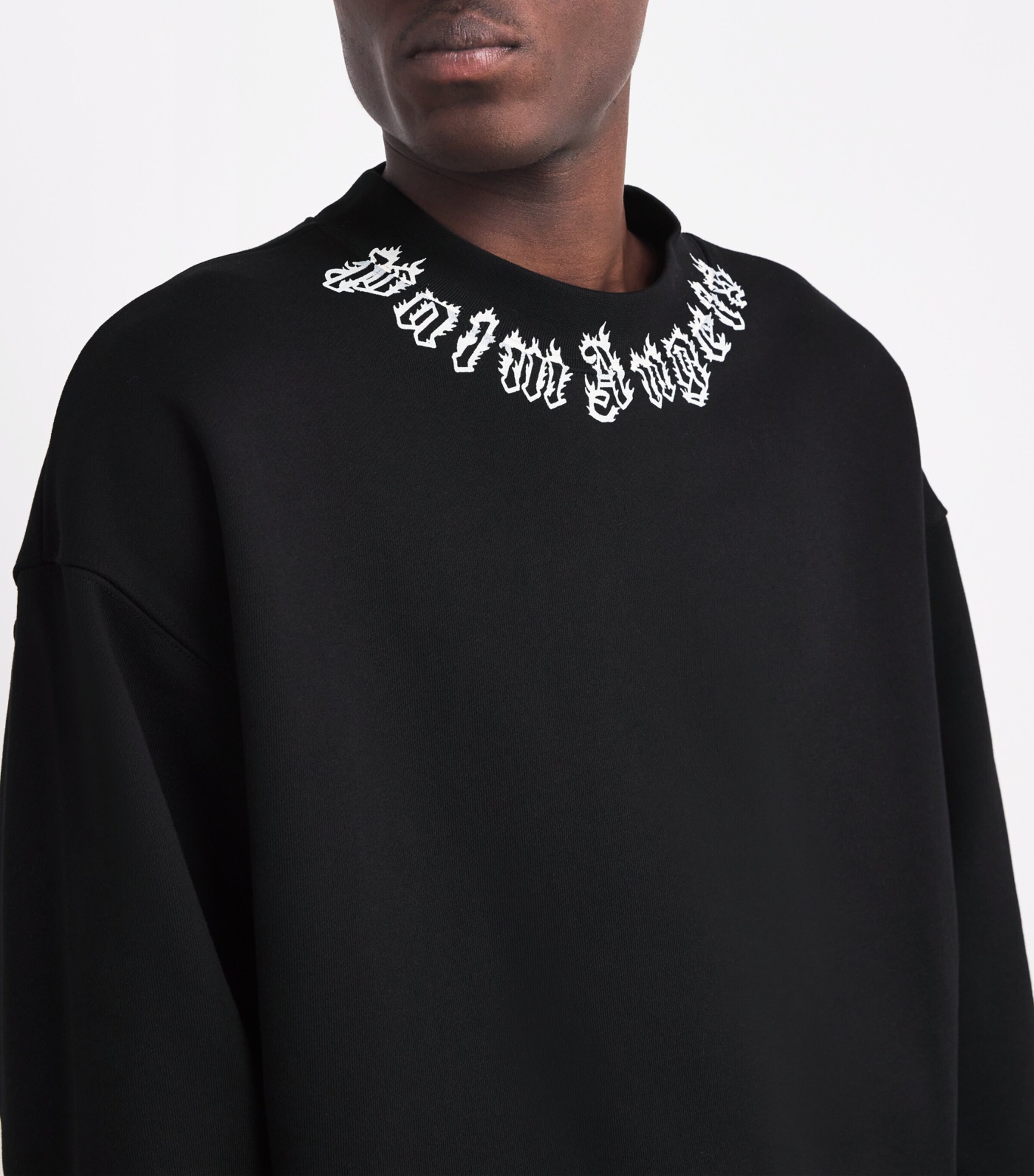 Oversized Logo Neck Sweatshirt BLACK - OFF WHITE Image 6