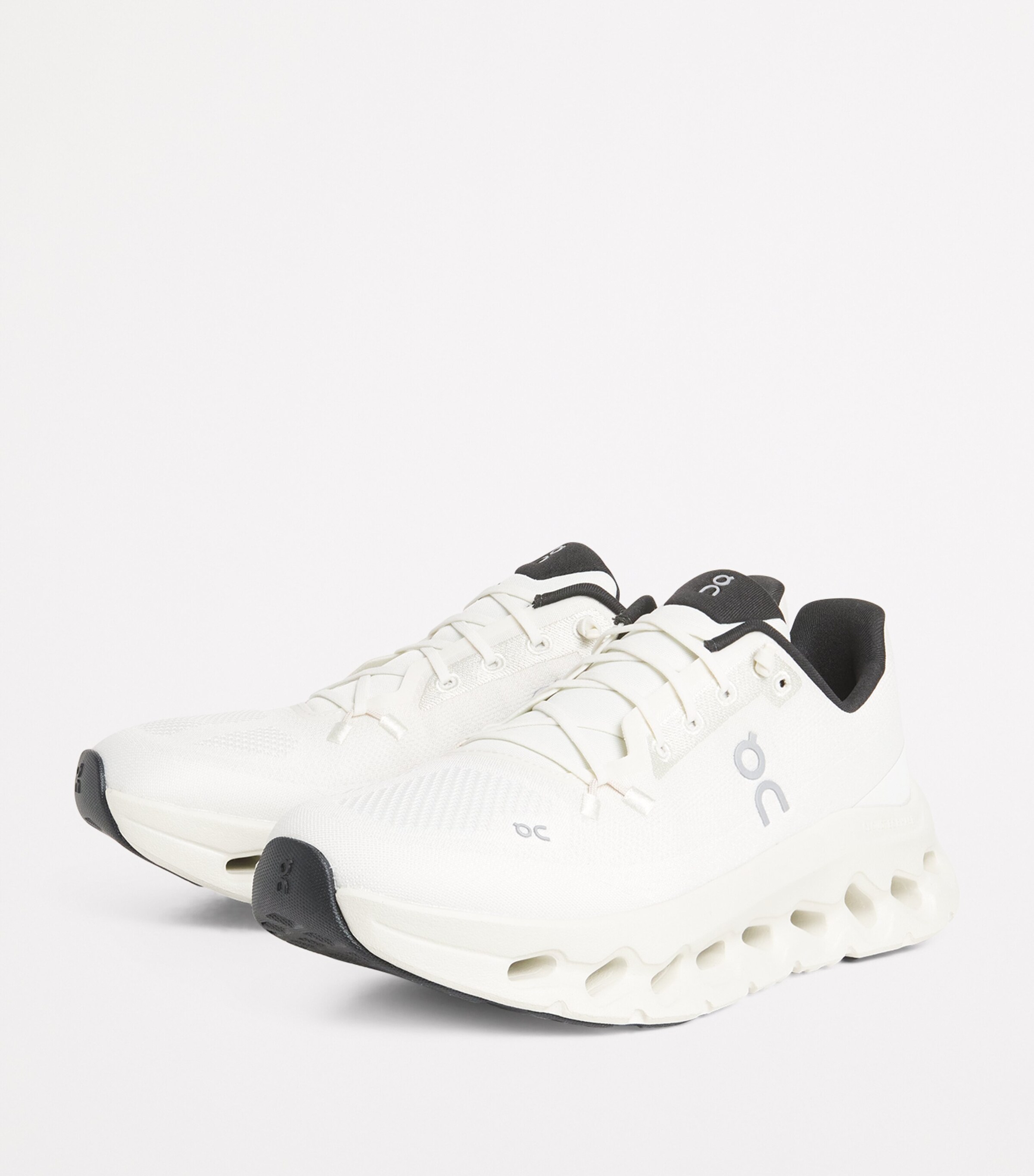 Cloudtilt Trainers PEARL | ICE Image 3