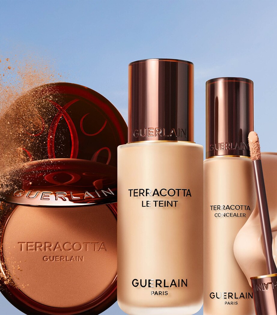 Terracotta Concealer 4.5N Image 5