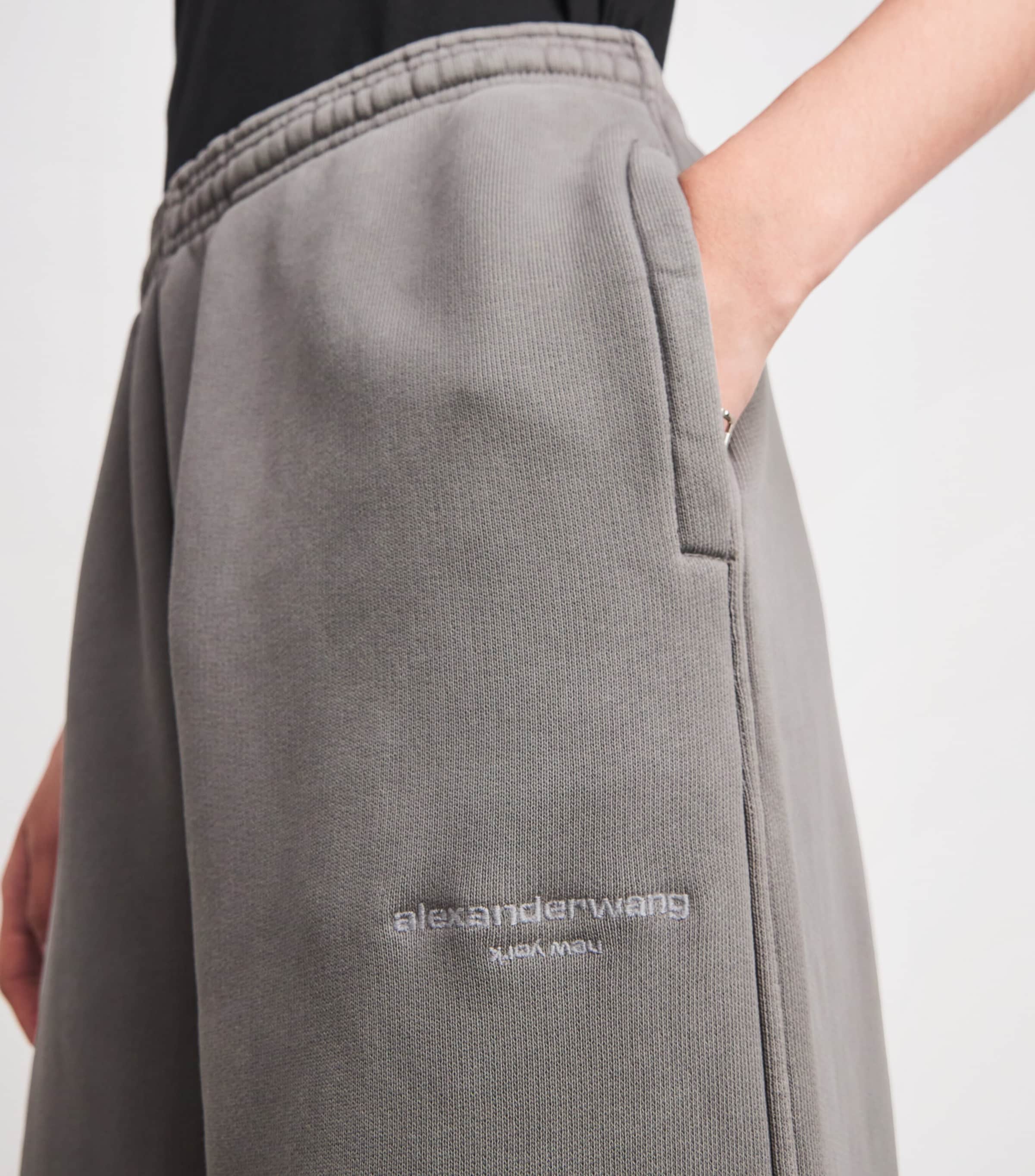 Alexander Wang Cotton Articulated-Leg Sweatpants | Women Clothing | Trousers | Joggers | Loungewear | Lounge Bottoms | Designers | Alexander Wang Alexander Wang Cotton Articulated-Leg Sweatpants | Women Clothing | Trousers | Joggers | Loungewear | Lounge Bottoms | Designers | Alexander Wang