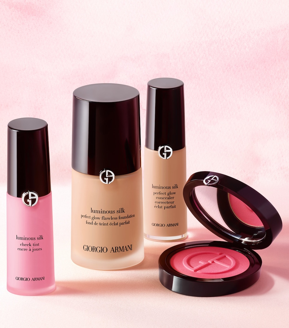 Luminous Silk Cheek Tint VIVID CORAL Image 3