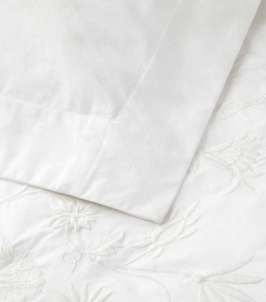 Ralph Lauren Home Meadow Lane King Duvet Cover (240cm x 220cm) White Image 3