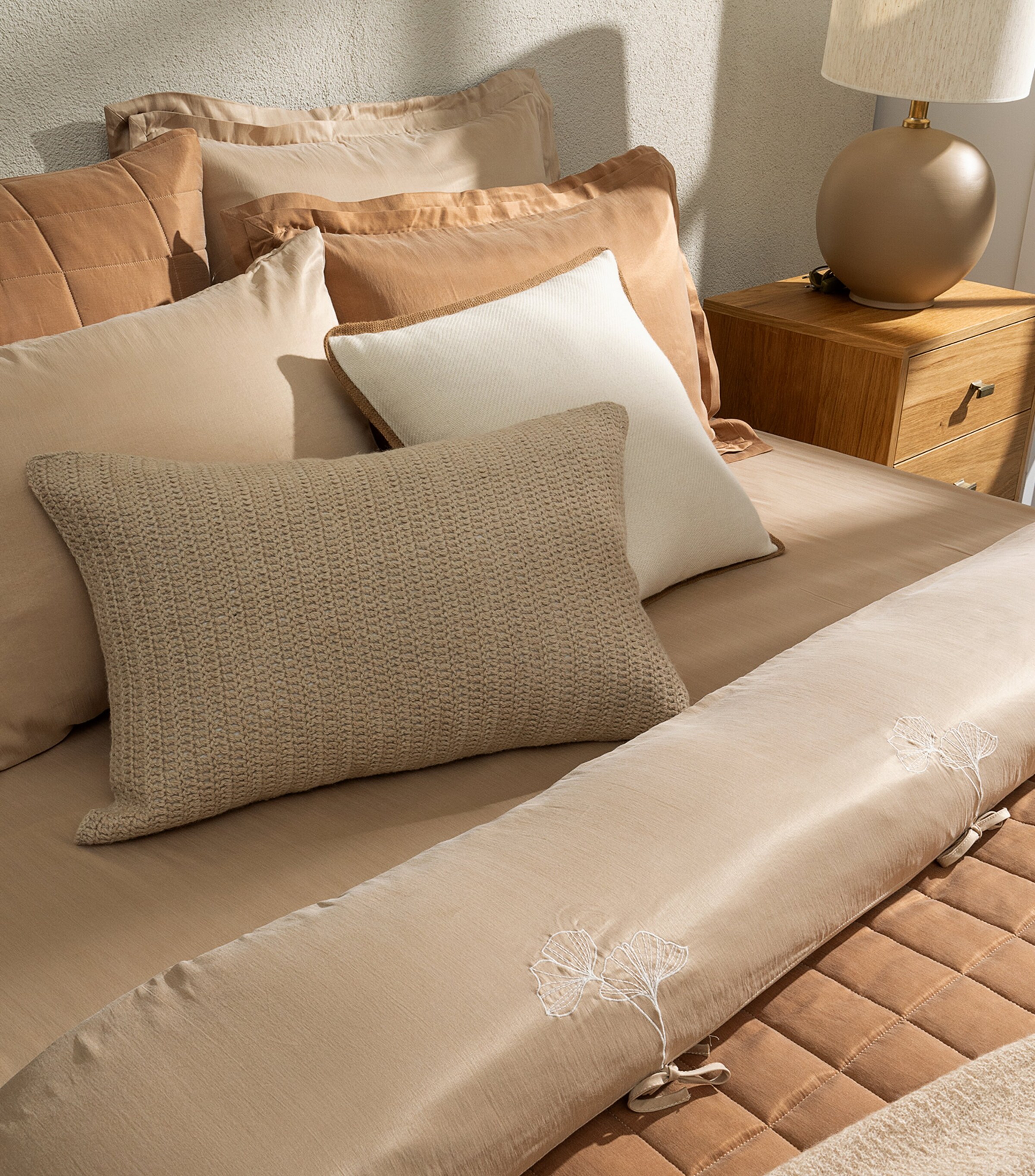 Hamam Alya Frame Oxford Pillowcase (50cm x 70cm) Caramel Image 2