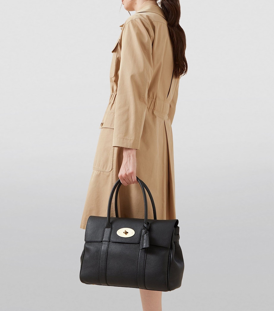 Leather Bayswater Shoulder Bag BLACK-BRASS Image 2