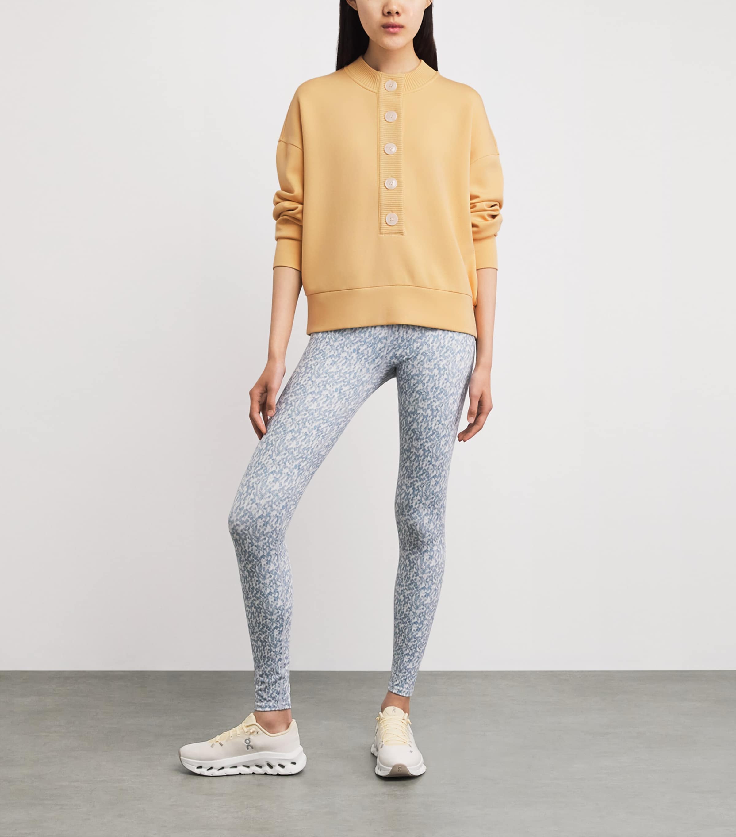 Varley Womens FreeSoft Button-Front Reena Sweatshirt Sahara Sun Image 2