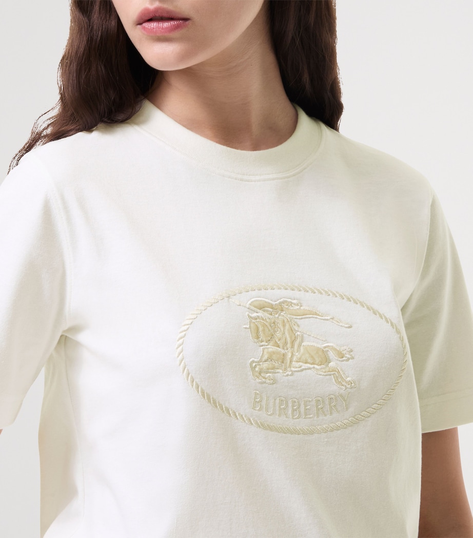 Burberry Womens Cotton Knight Stamp T-Shirt Chalk Image 3